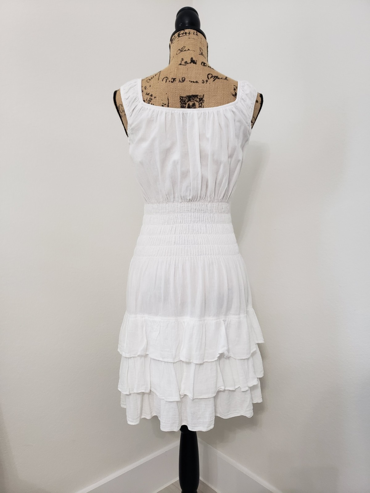 Simmer Dress White Size Small To Medium