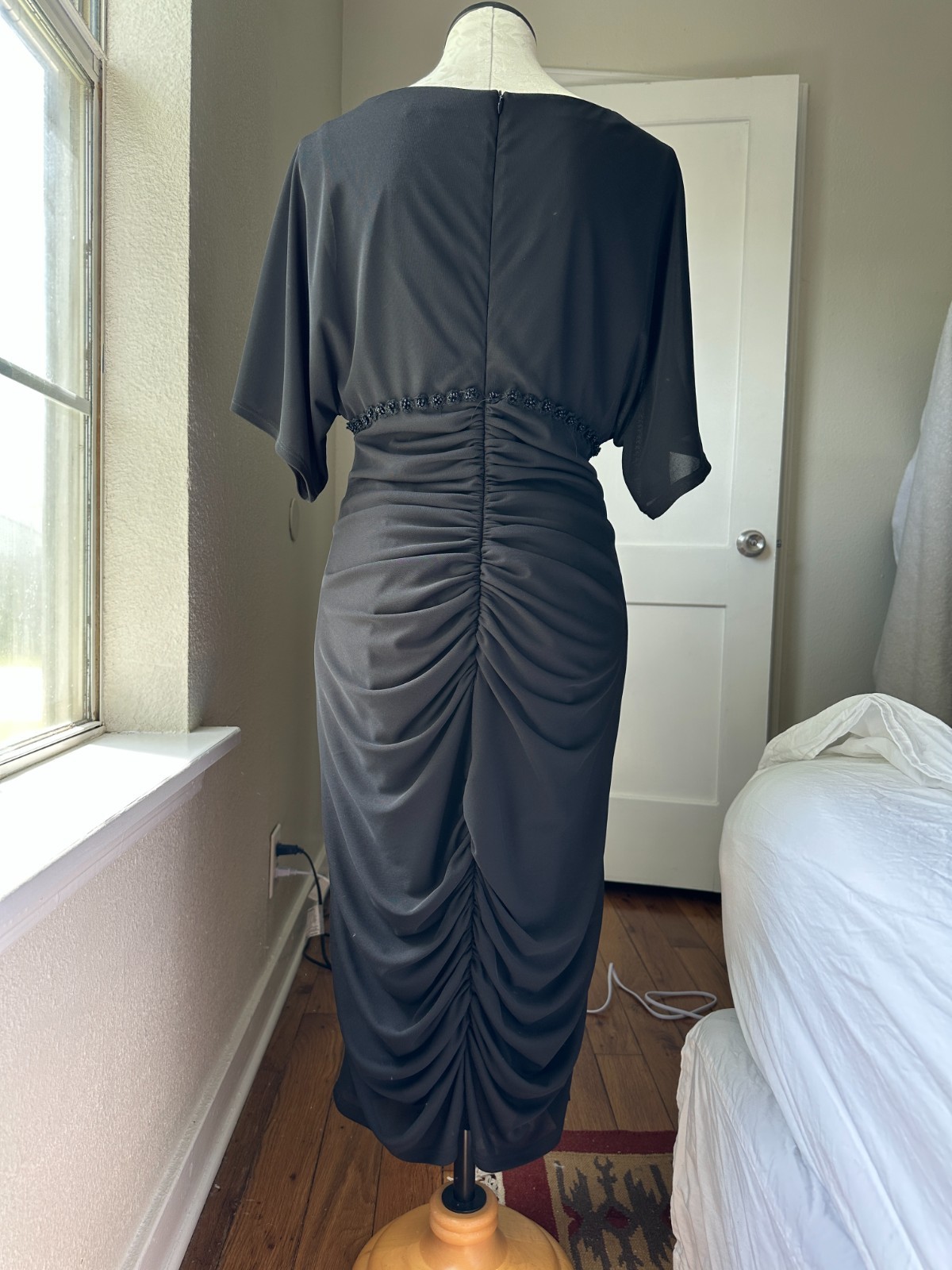 David Meister Black Ruched Beaded Midi Cocktail Dress Size 12 Elegant Evening