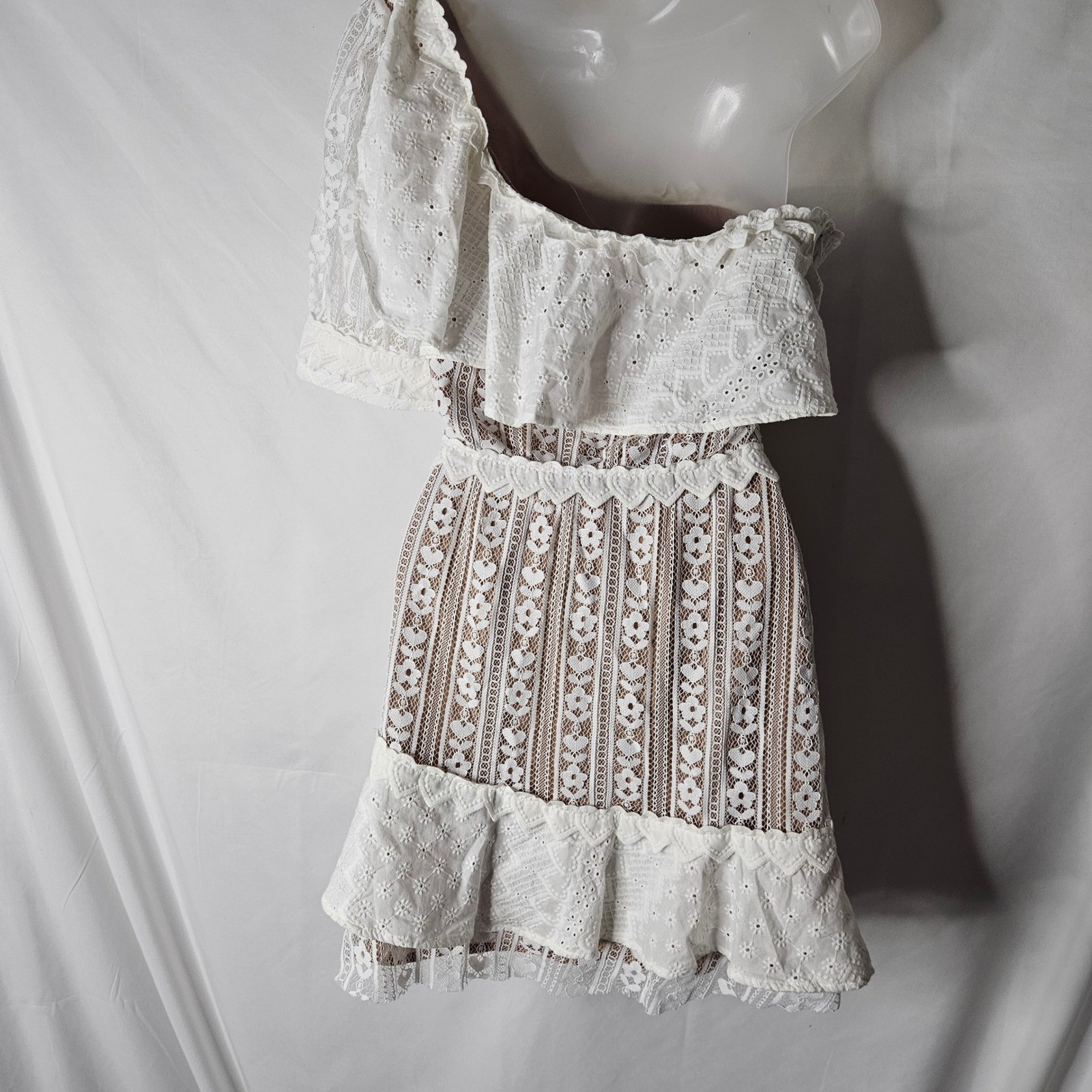 For Love and Lemons Lovebird White Lace One Shoulder Mini Dress sz M NWT