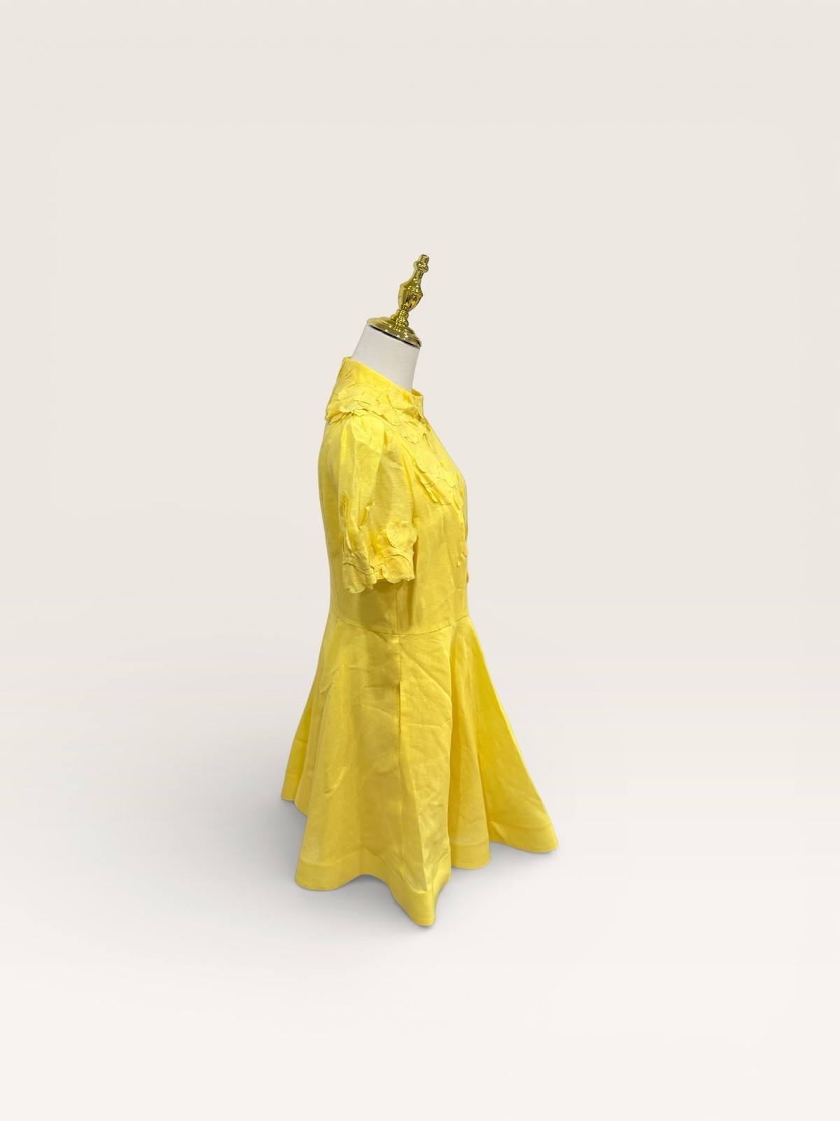 Antonio Melani SZ 8 Iris Linen Floral Appliqué Mockneck Dress Sunshine Yellow