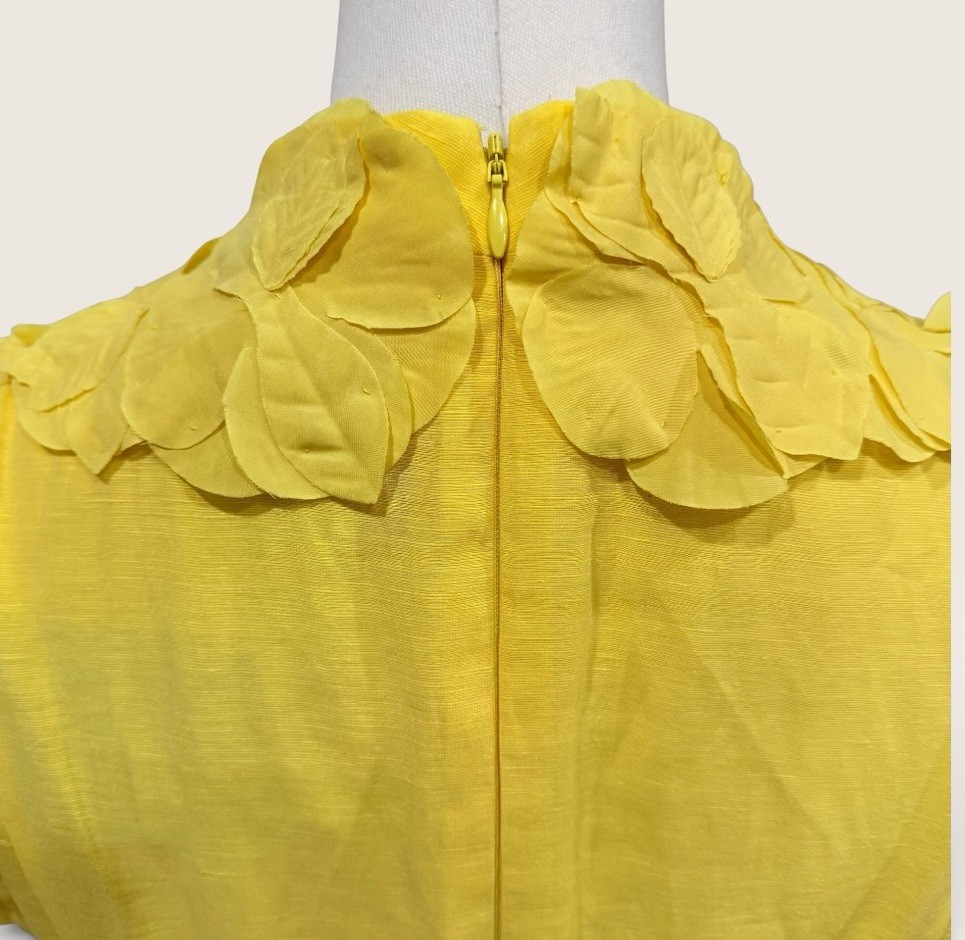 Antonio Melani SZ 10 Iris Linen Floral Appliqué Mockneck Dress Sunshine Yellow