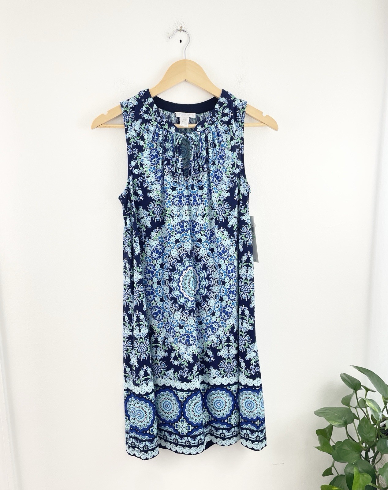 London Times 8P Blue Green Floral Boho Sleeveless Shift Dress Women’s 8P New