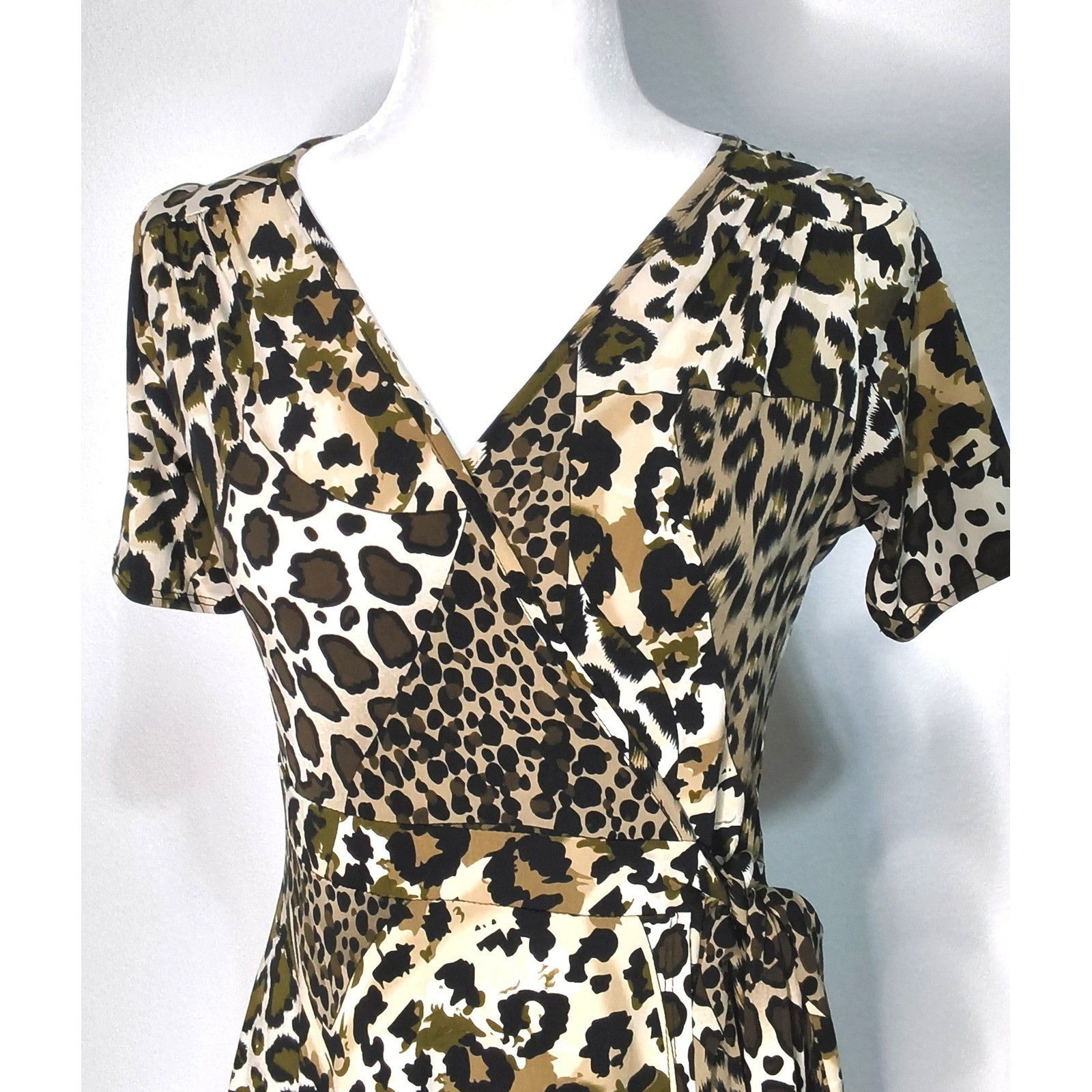 Soprano Wrap Dress Women Medium Brown Leopard Animal Print Short Sleeve
