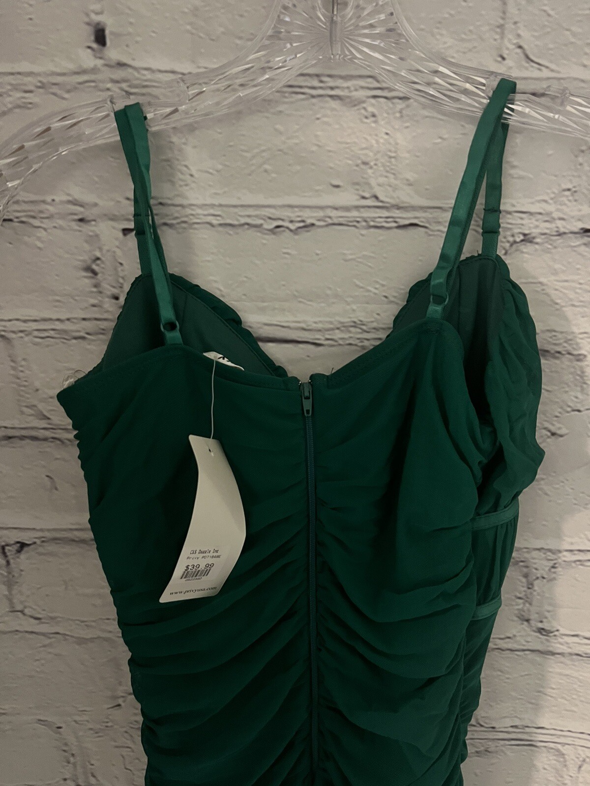Privy Solid Green Dress Formal NWT Junior’s Size Small (Retail $39)