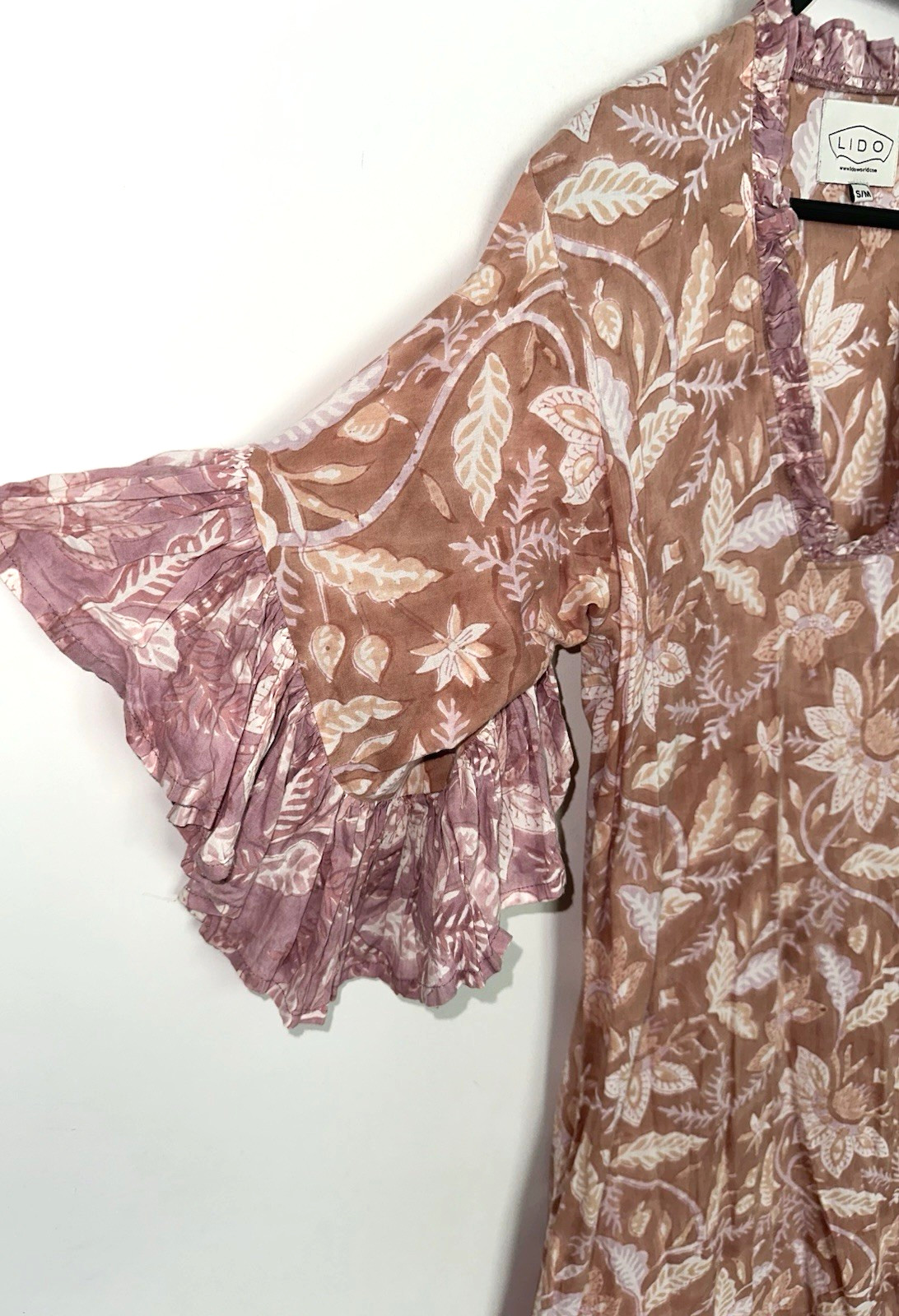 LIDO Size Small / Medium Boho Floral Maxi Dress Flutter Sleeve Lightweight