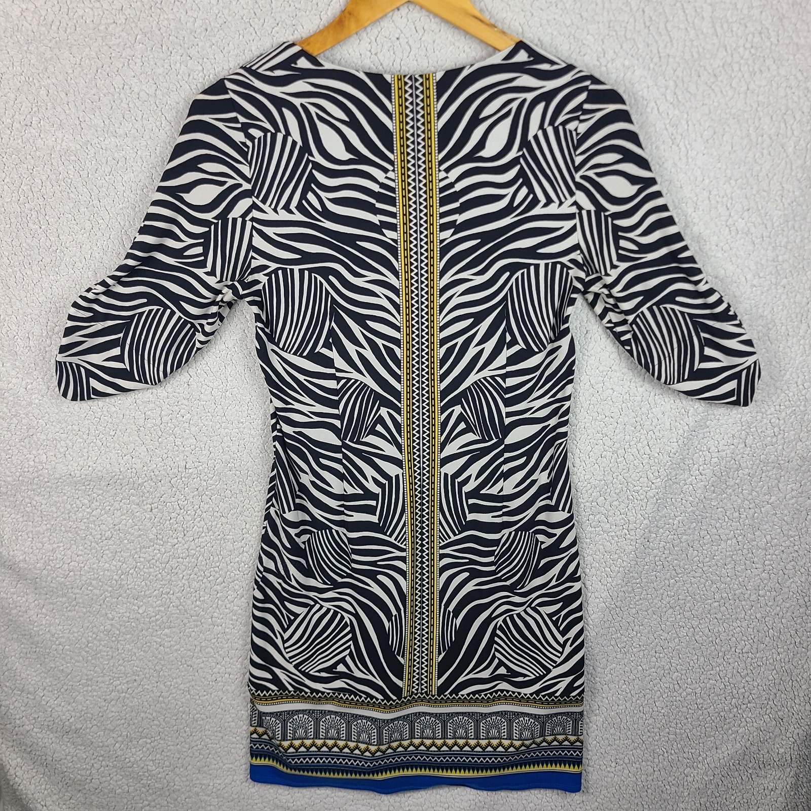 Laundry by Shelli Segal Zebra Shift Dress Geometric Tribal Blue Yellow Size 4