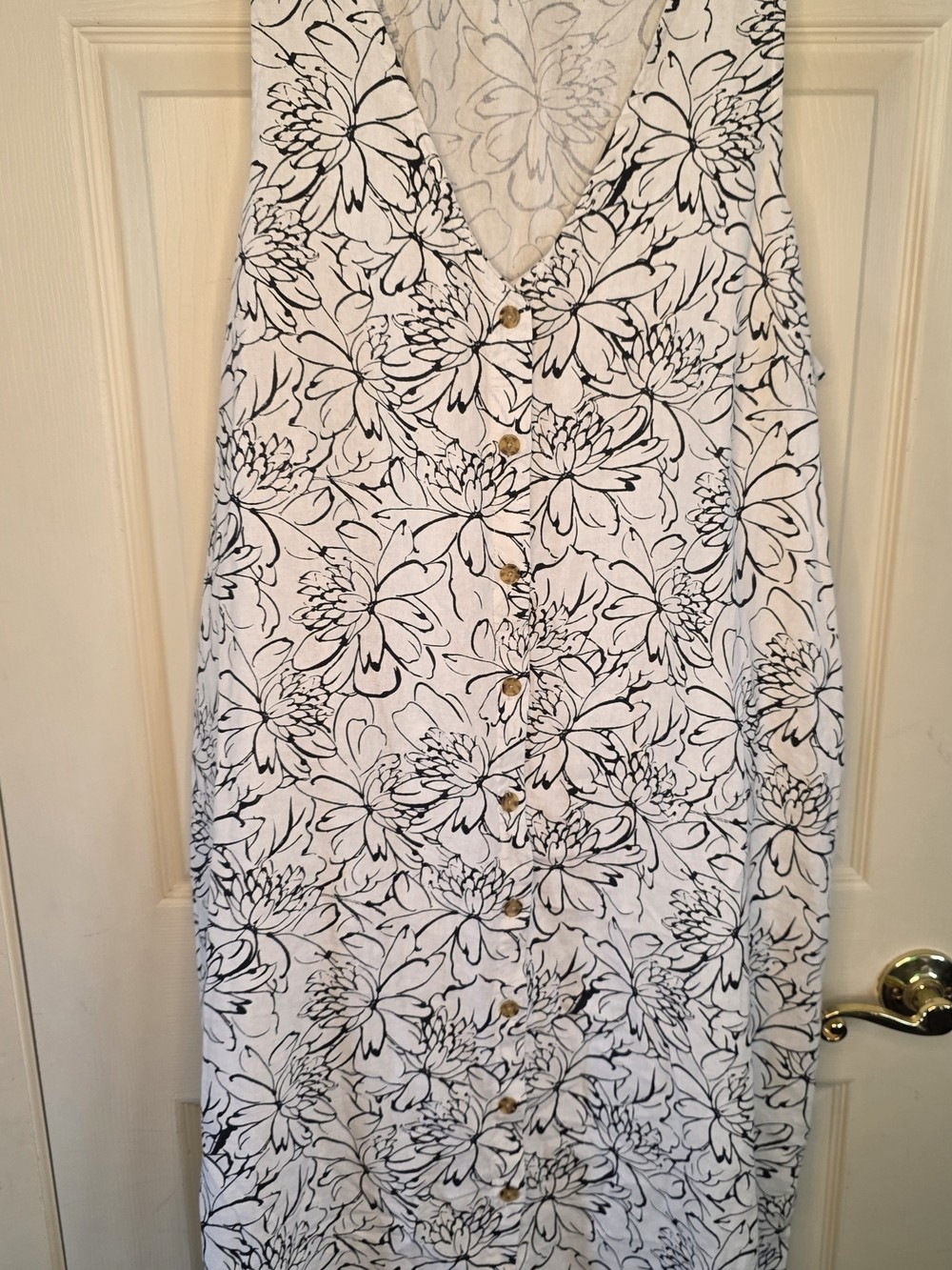 Old Navy XL White Linen Rayon Floral Button-Front Dress