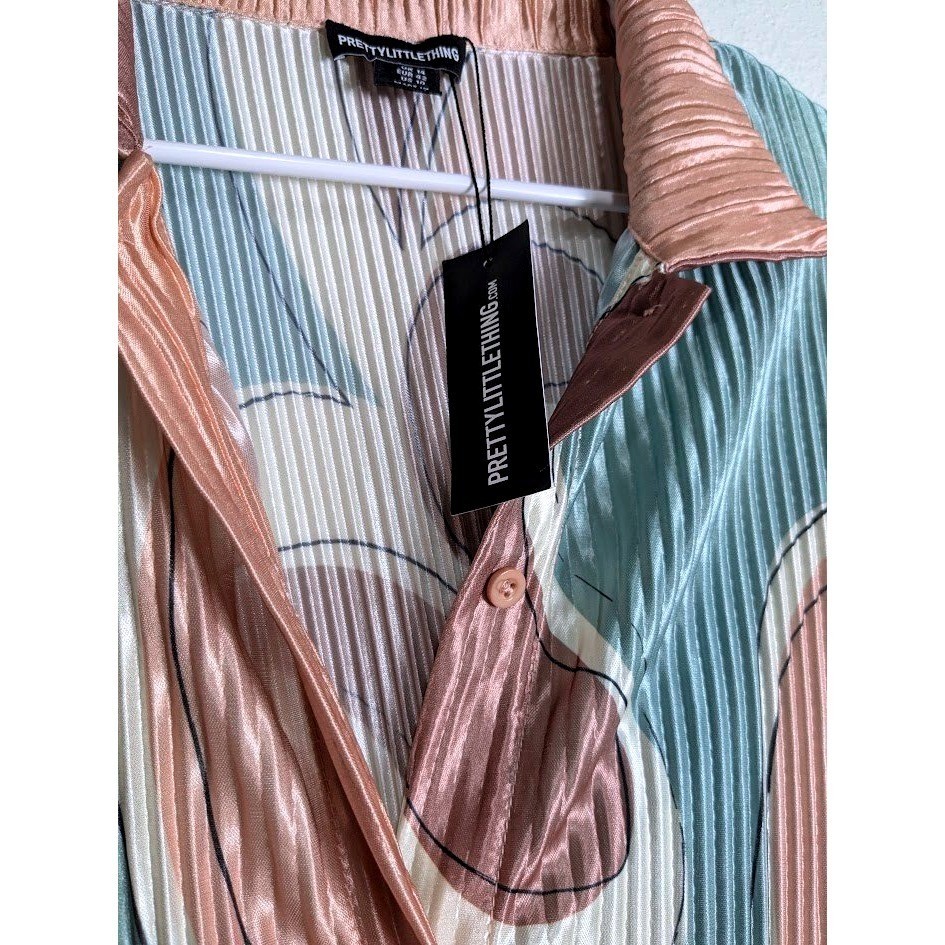 PrettyLittleThing Stone Abstract Print Plisse Frill Hem Shirt Dress US 10 NWT