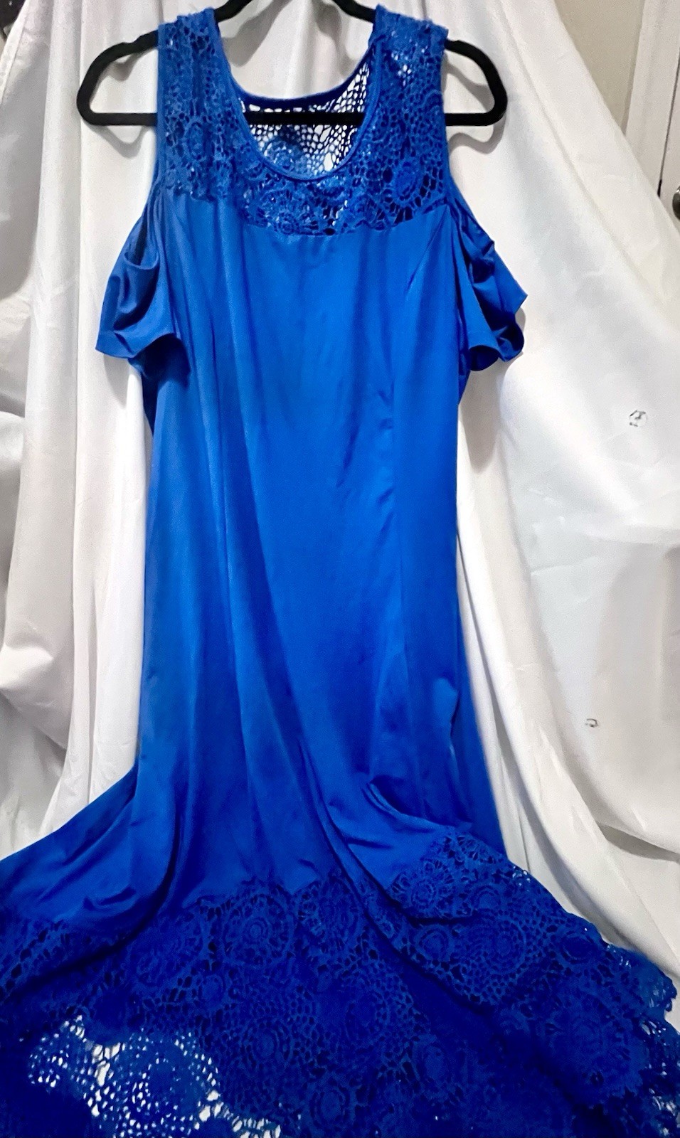 Women’s 3XL Plus Blue Solid Cold Shoulder Lace Trim Maxi Long Dress