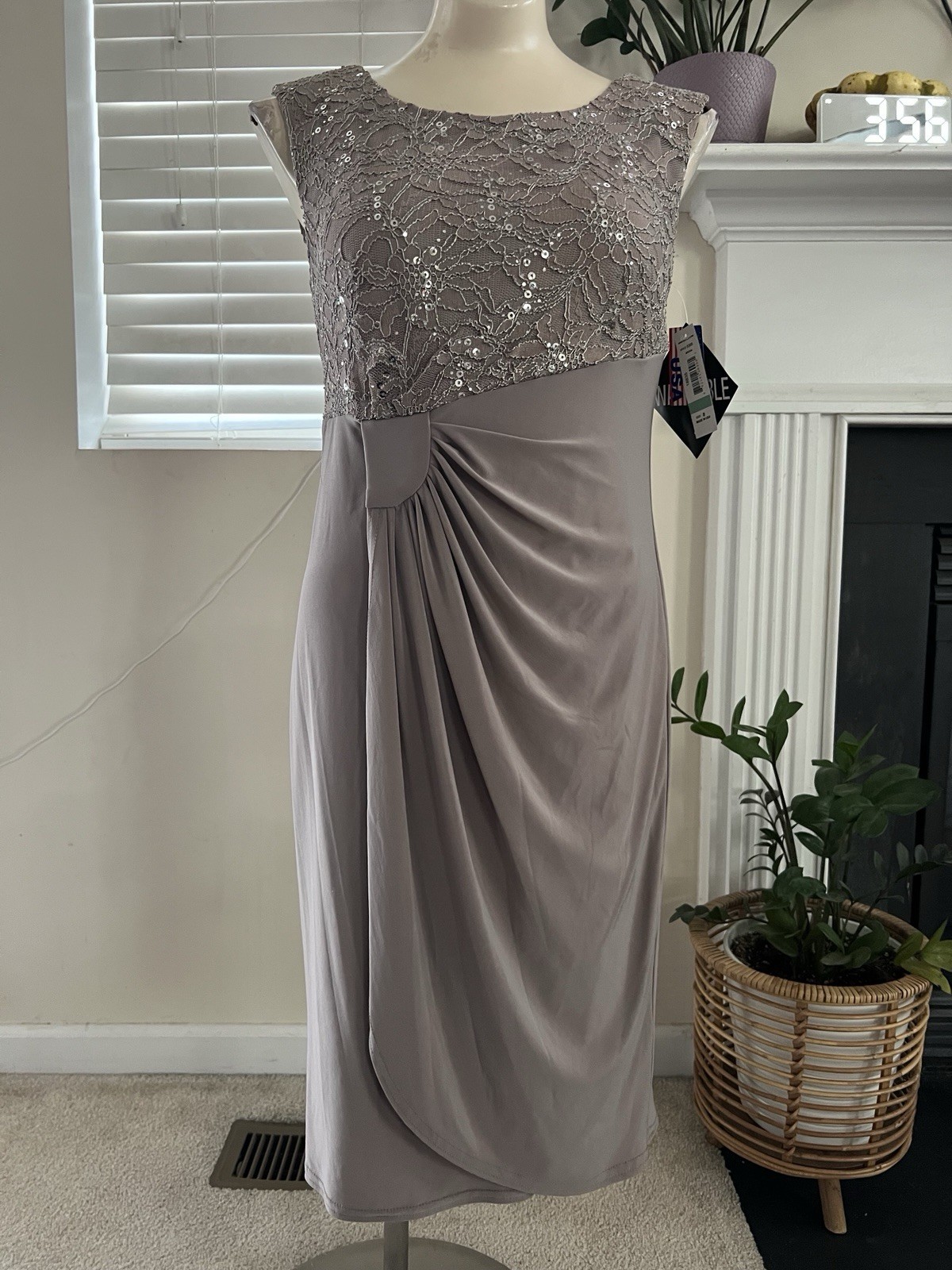 NWT r&m Richard’s Women’s 8 Mocha Taupe Midi Sequin Evening Dress