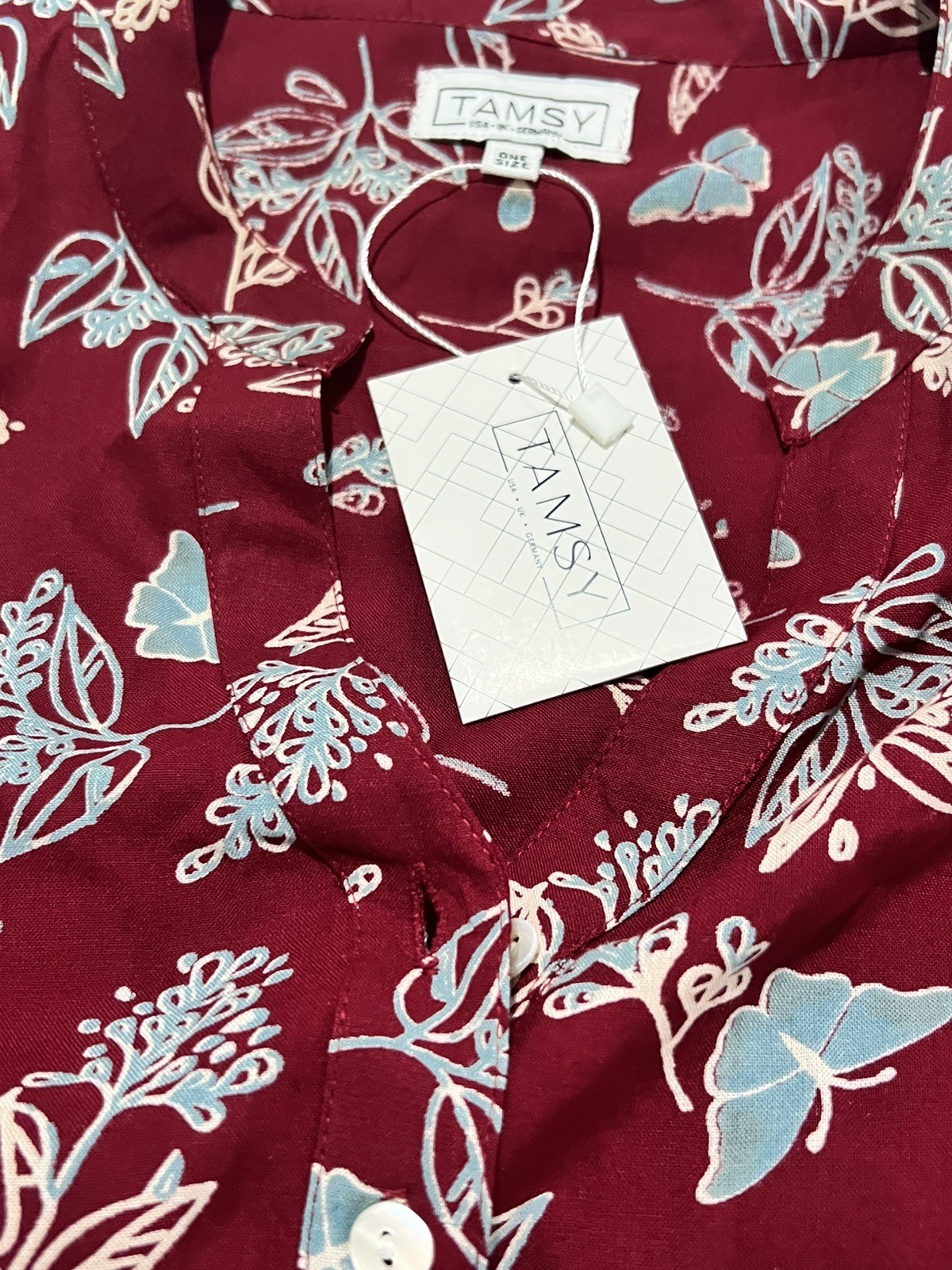 TAMSY NWT Red Boho Flower Pattern One Size Machine Washable Light Weight