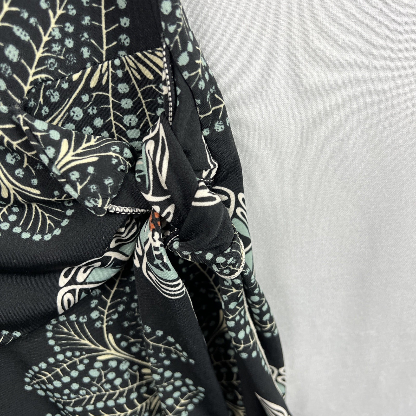 Max Edition Dress Womens Medium Black Floral Knot Waist Boho Stretch Pullover