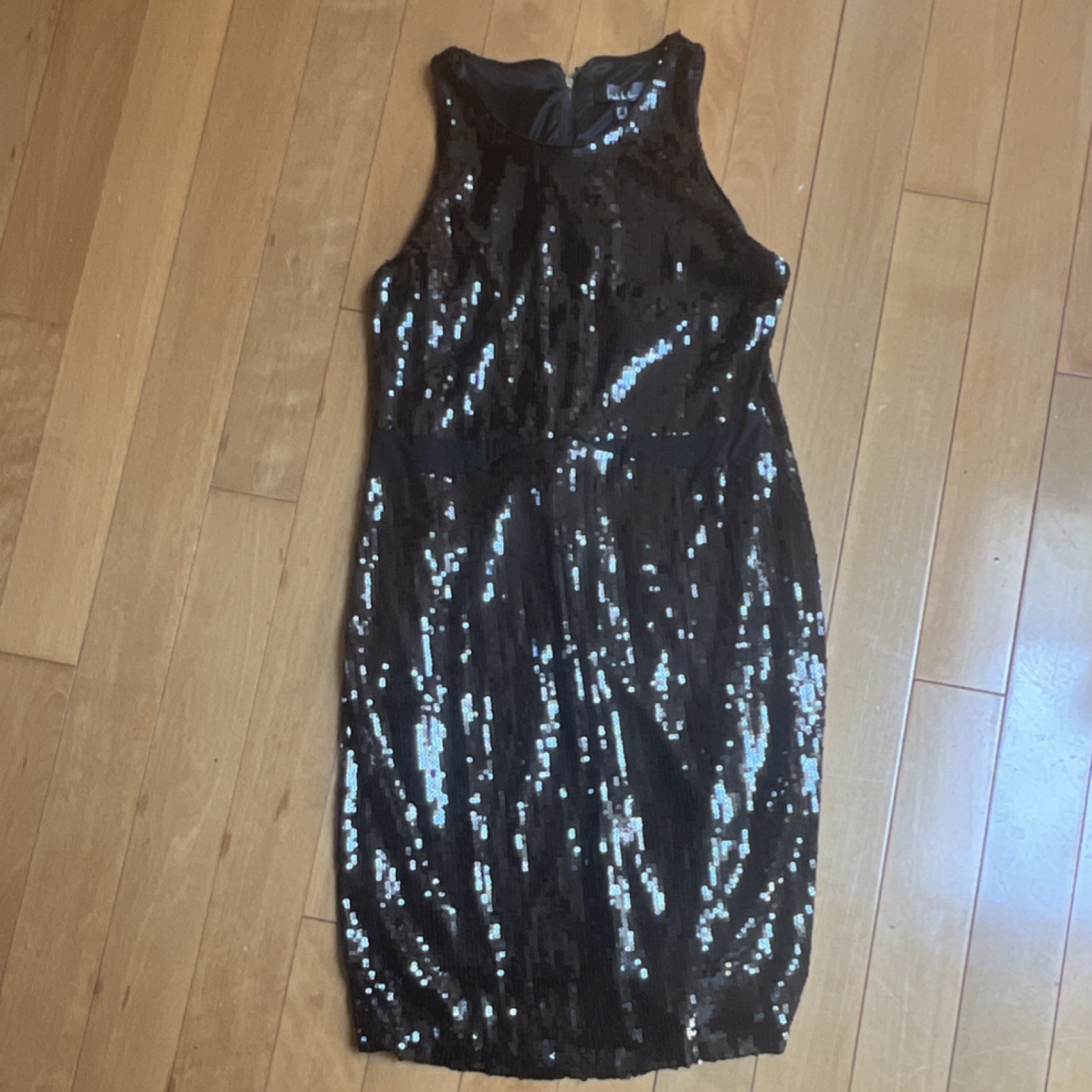 Nicole Miller Very Black Sequin Sheath Dress Round Neck Sleeveless Knee 14