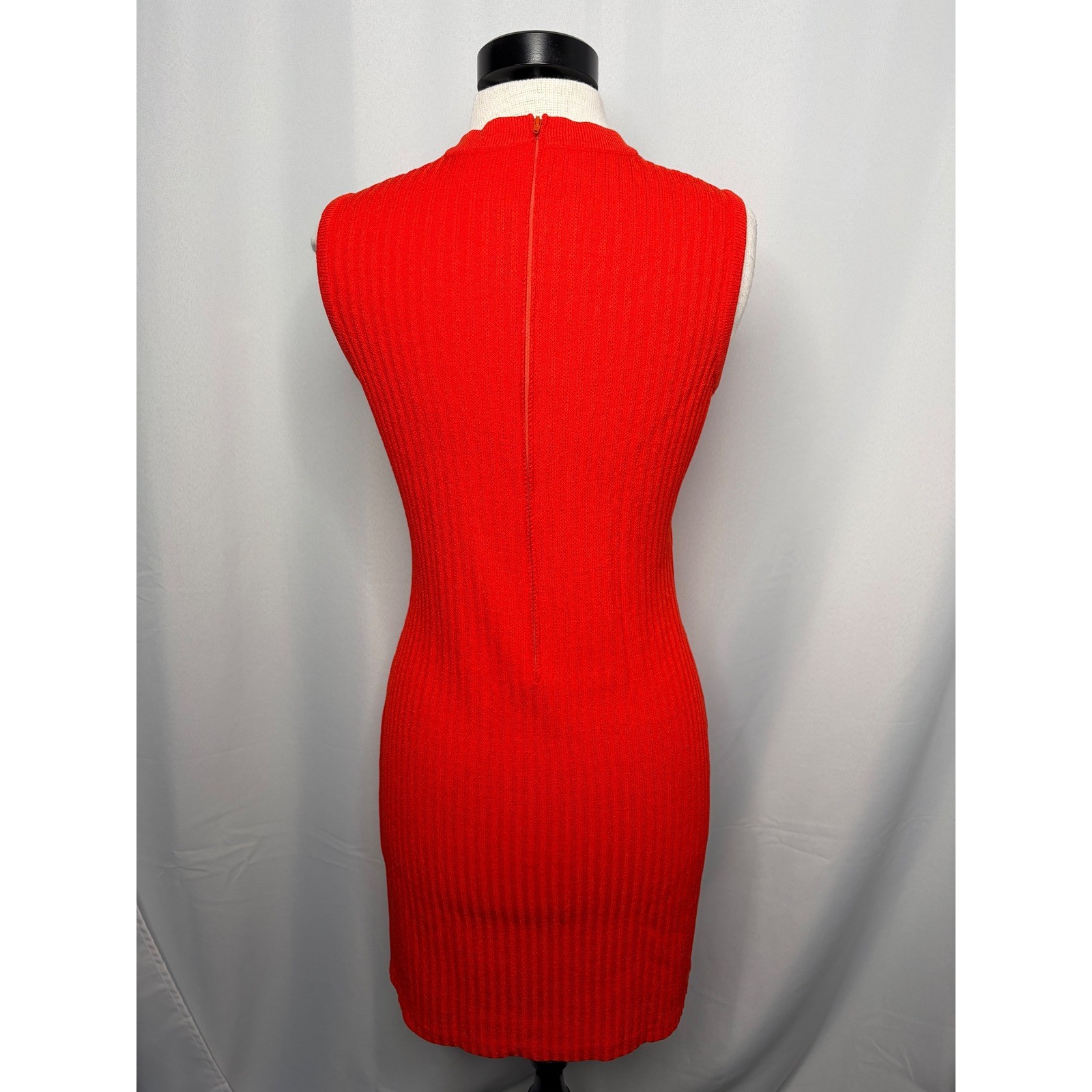 St John Collection Orange Ribbed Sleeveless Santana Knit Sheath Dress Size 6