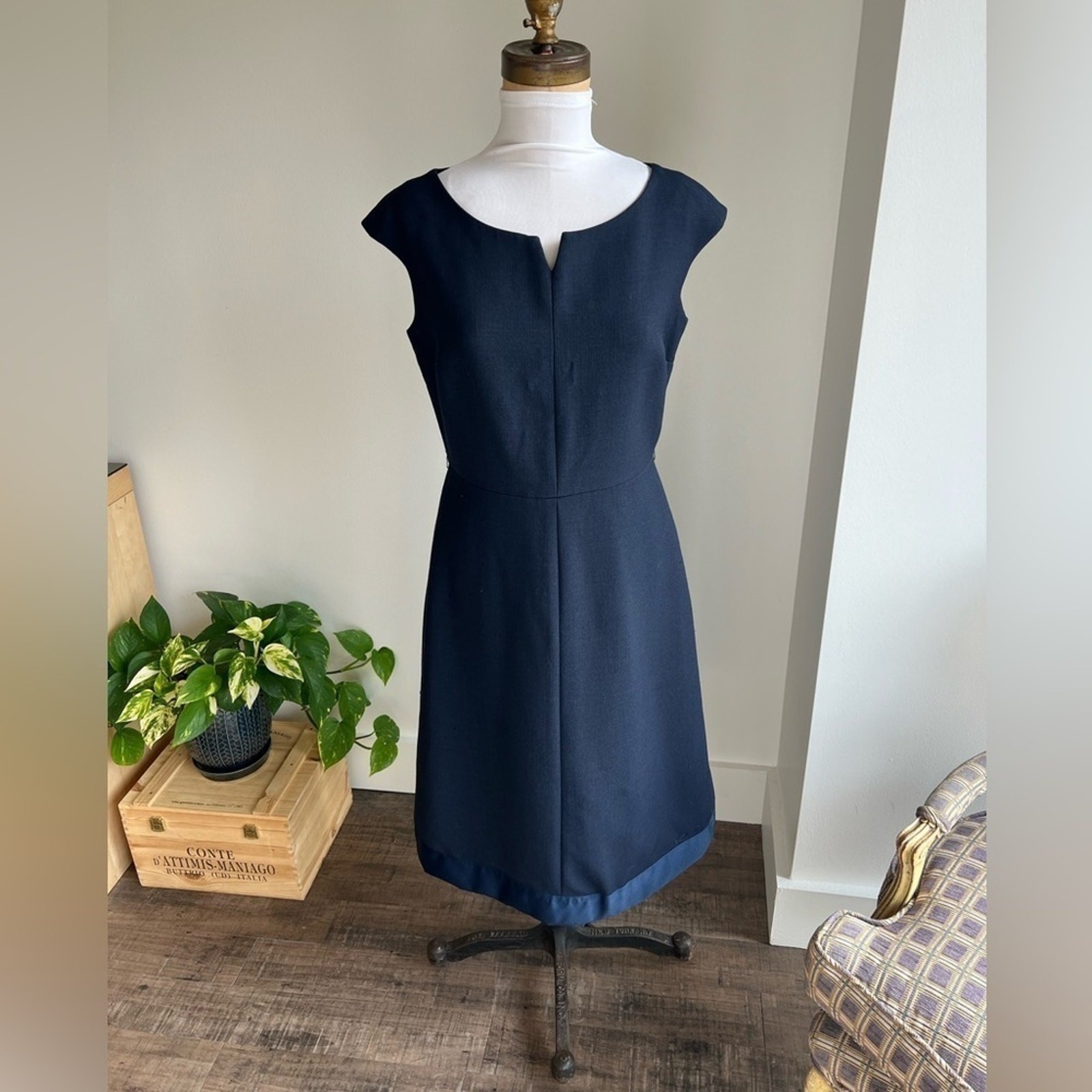 Tory Burch Navy Wool Blend Cap Sleeve Midi Sheath Dress Scoop Neck Size 4