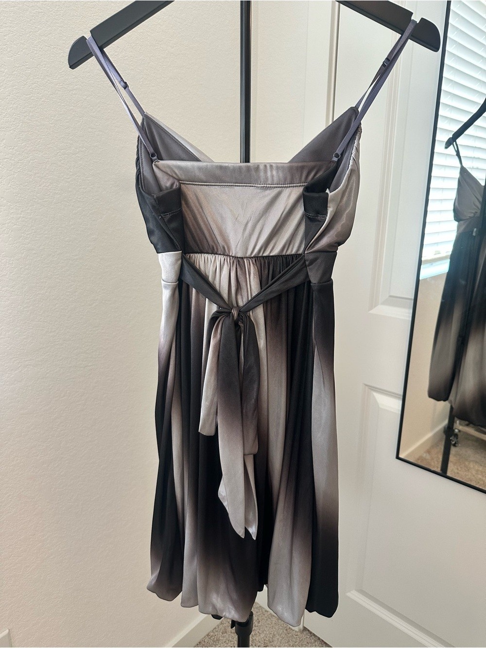 Ruby Rox Metallic Ombre V-Neck Mini Dress – Black & Silver