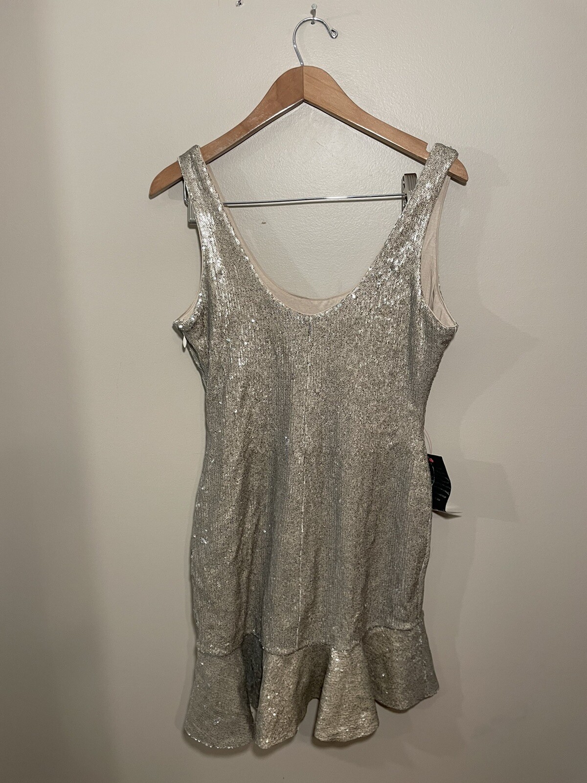 Bebe Imagine Sequin Ruffle Dress Large Sleeveless Holiday Party Gold NWT $179