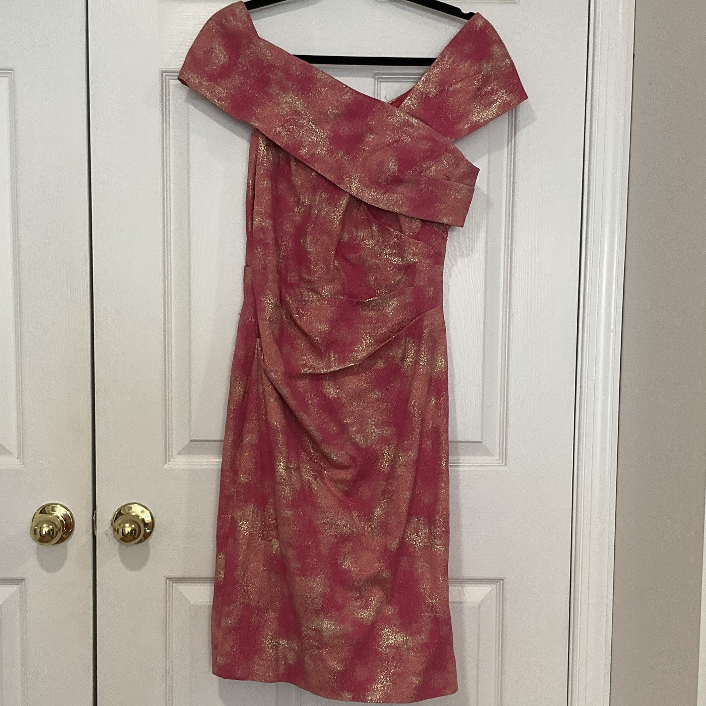 Teri Jon Pink Gold Jacquard Off Shoulder Sheath Knee Dress Zip Lined 10