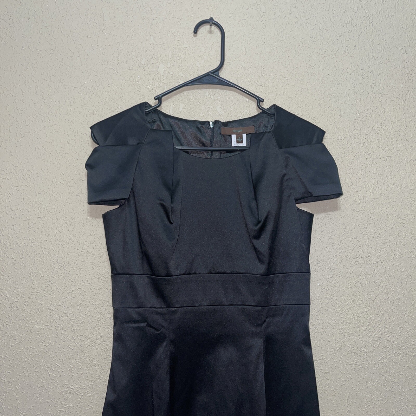 Single Los Angeles BLACK Dress Size 2 NEW