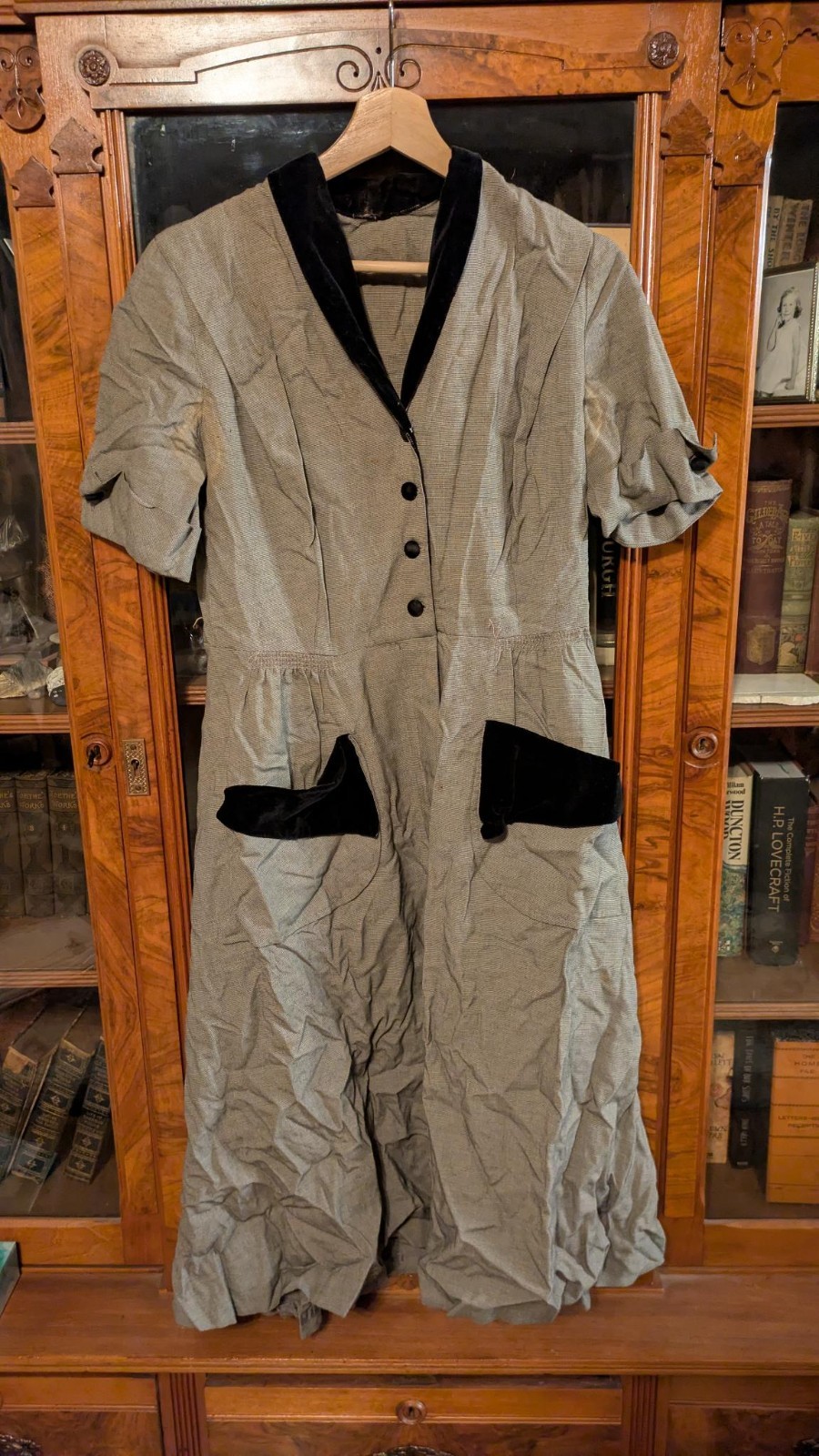 Vintage Gray 1950s or 1940s Dress with Condition Issues Size M