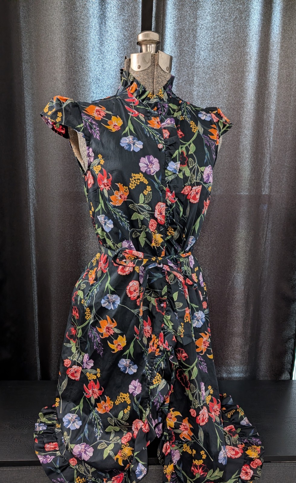 Who What Wear Women’s Floral Ruffle Collared Dress Size XS