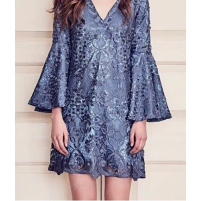 MESTIZA Dress Size M (Runs Small) Blue Lace Lined V-Neck Bell Sleeves USA