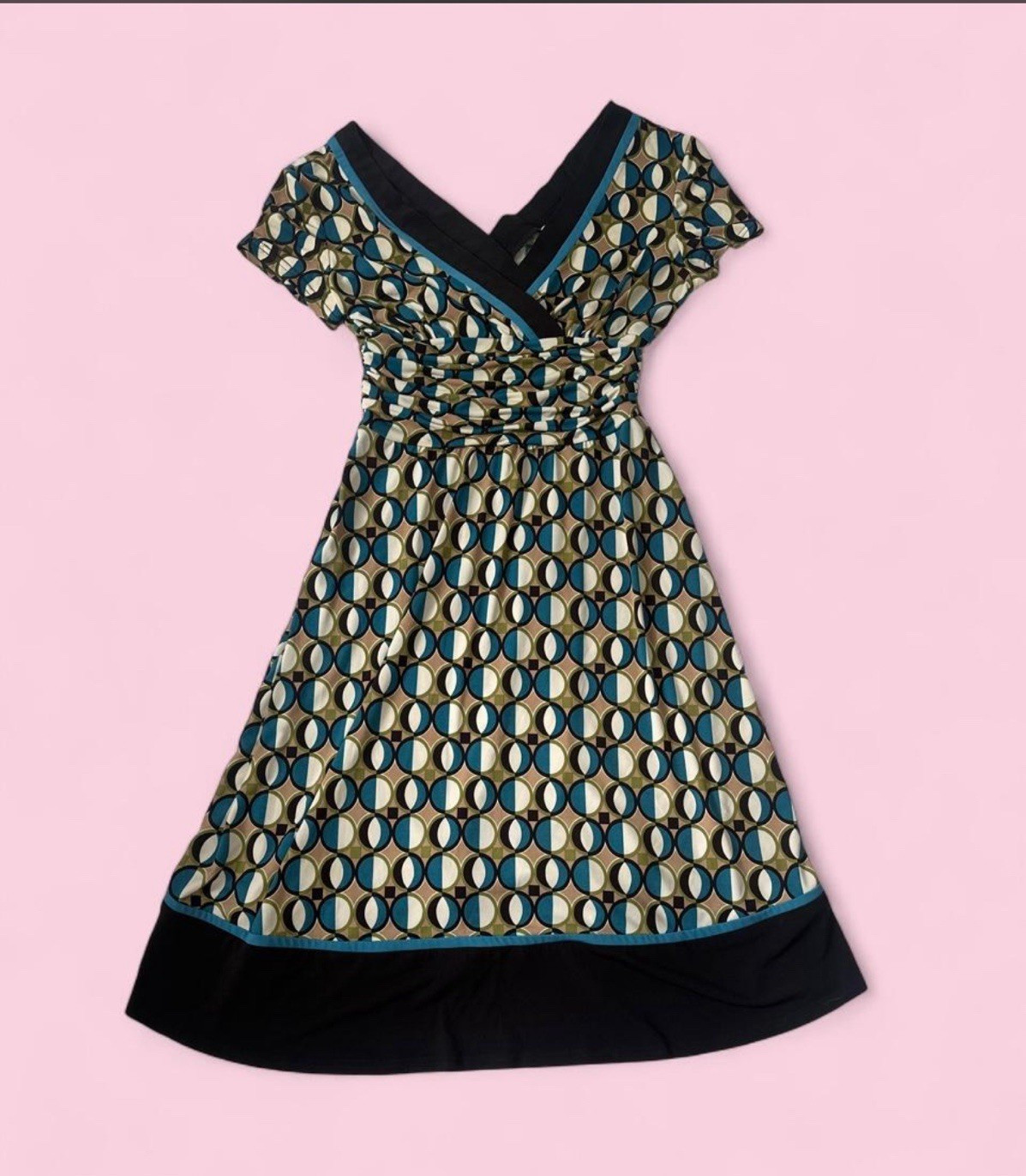 Sandra Darren Geometric V-Neck Short Sleeve A-Line Ruched Dress 8