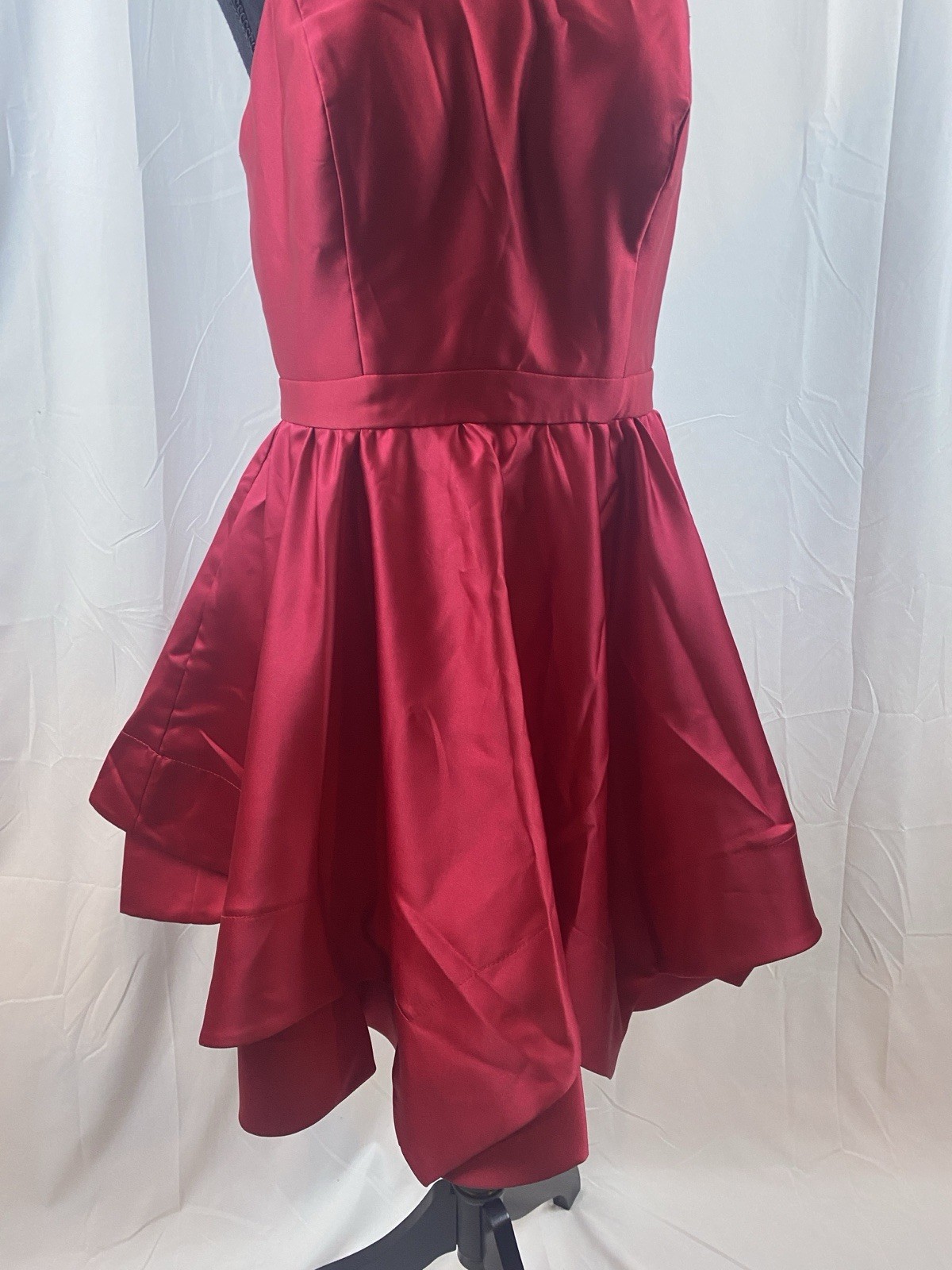 Blondie Nites Juniors Size 9 Red Y Neck Red Satin Fit N Flare Mini Dress Pockets