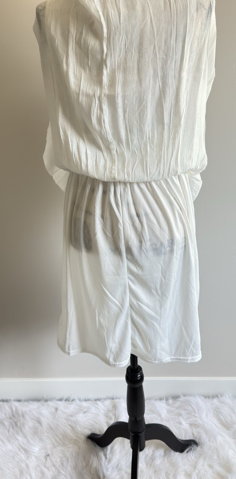 J GEE Size PM White Smocked Fit Sleeveless Embroidery Beach Dress NWT