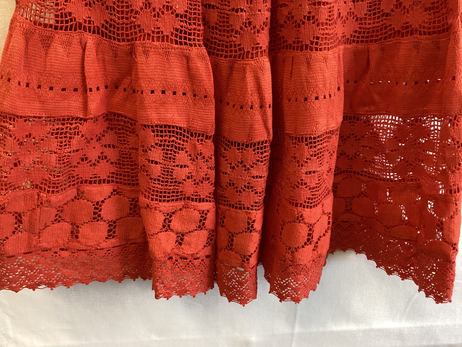 Cute Options Dress Womens Small Red Strapless Boho Crochet Lace Tiered