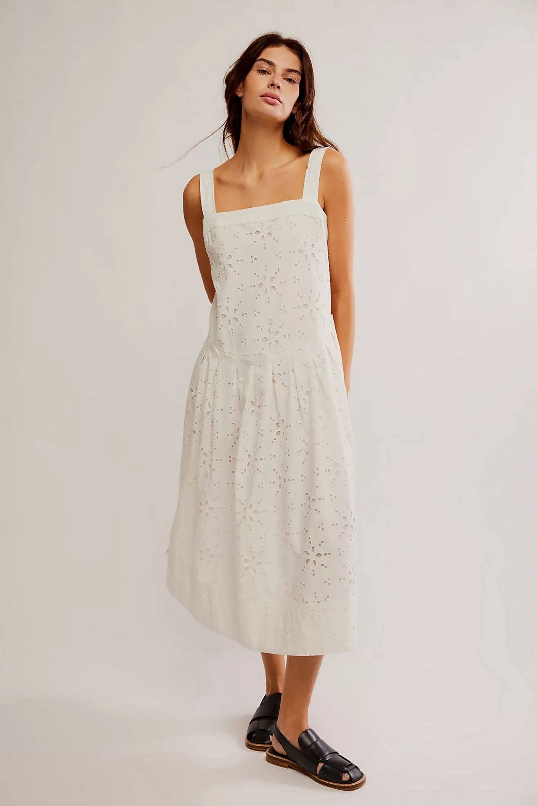 Women’s White Solid Eyelet Square Neck Lace-Up Back Midi Sundress Sleeveless