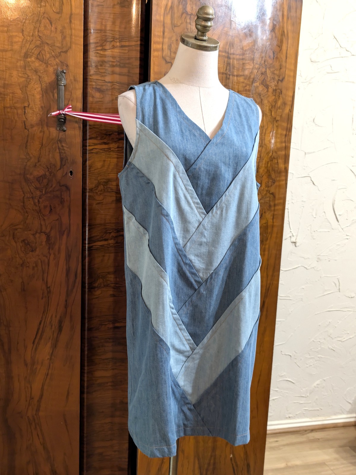 ADORA Chevron Patchwork Denim Dress M Light Wash Blue Shift Boho Hippie
