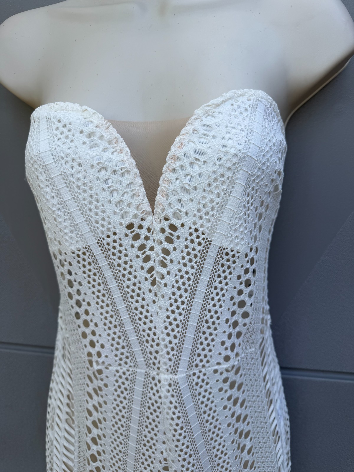 Michael Costello x REVOLVE Raelyn White Fringe Crochet Maxi Dress Sz L Resort