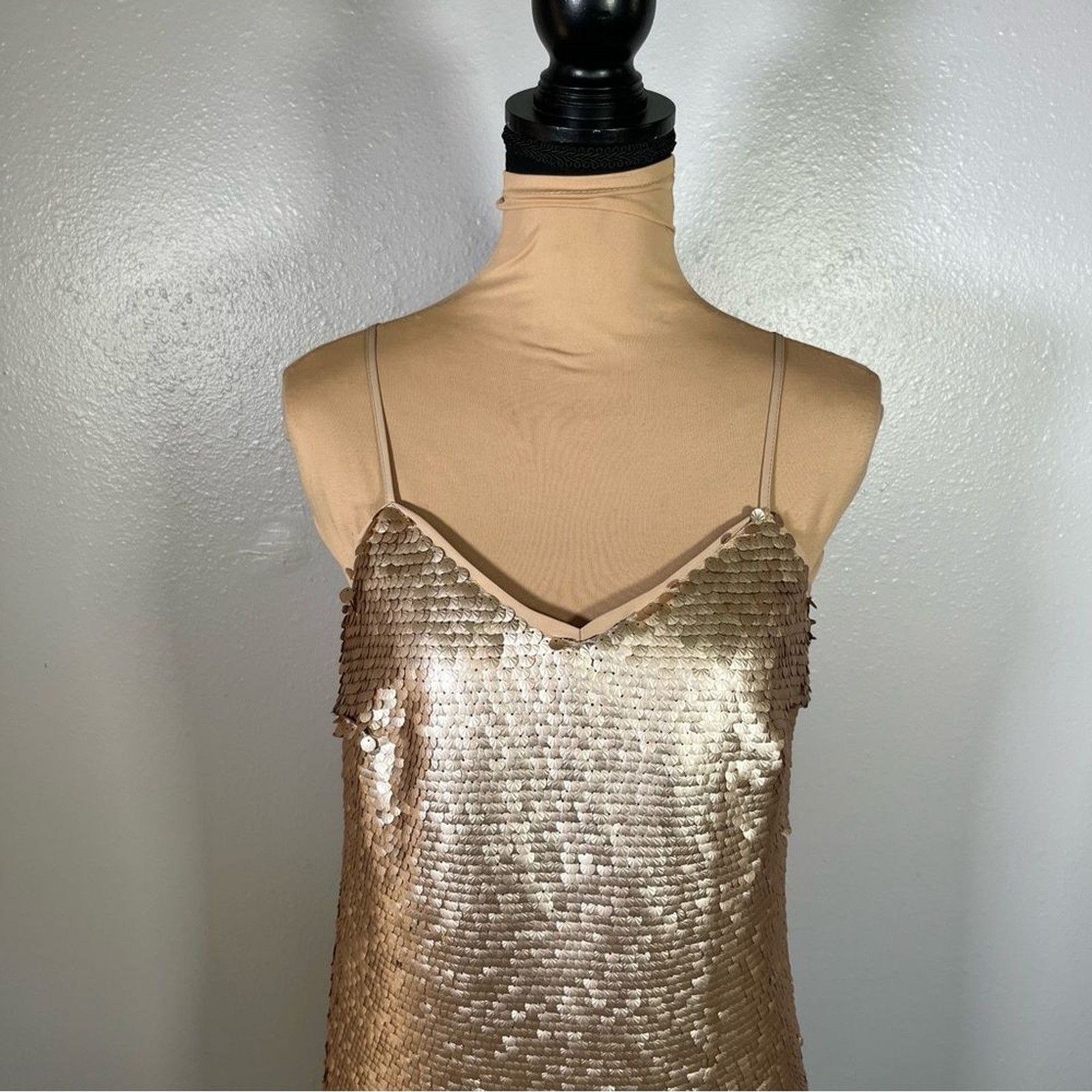 NWT CeCe gold sparkly Sequin Feather Trim sheath Dress 6 Party Glam night out
