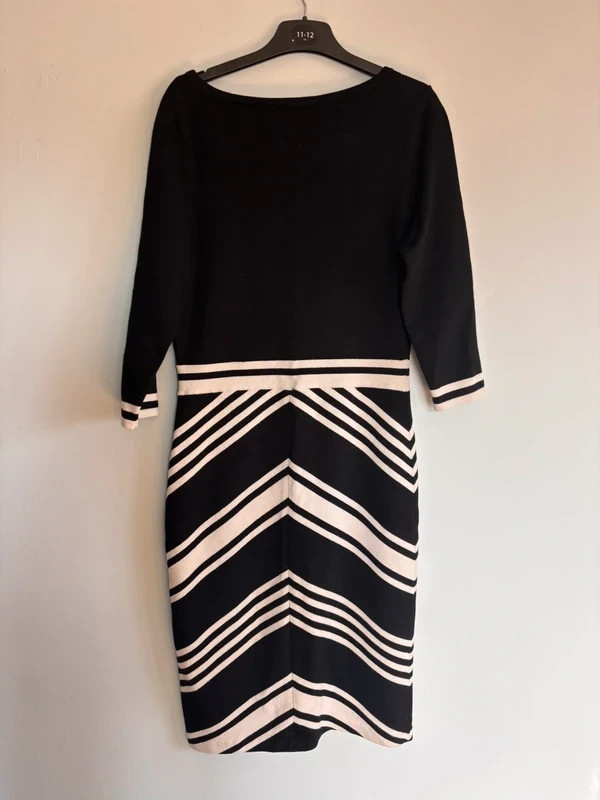 Women’s Phase Eight Chevron Knit Black And White Dress – Size 12