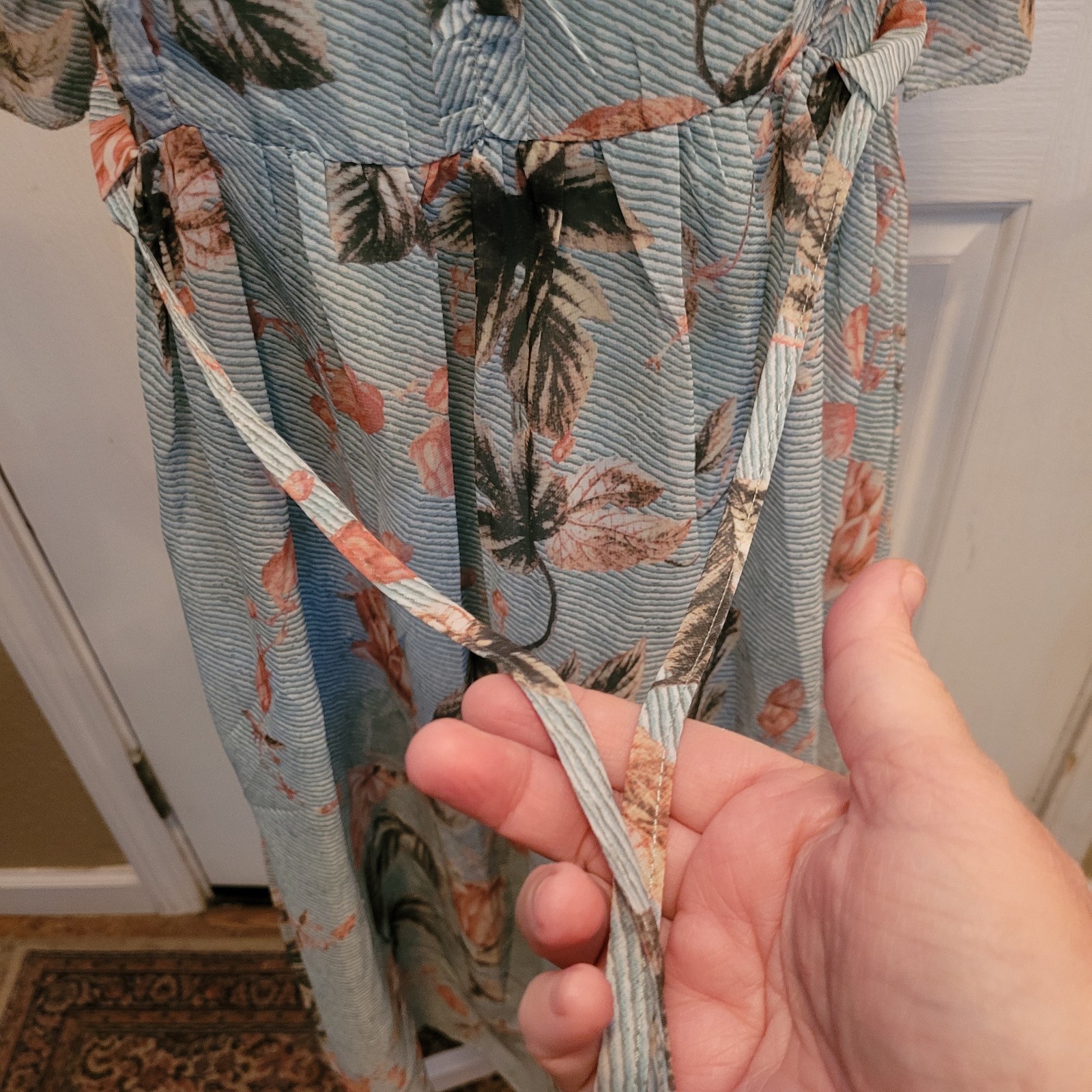 New Beach Core Dress Medium Beachy Summer Preppy Cottage Core Aloha Floral Blue