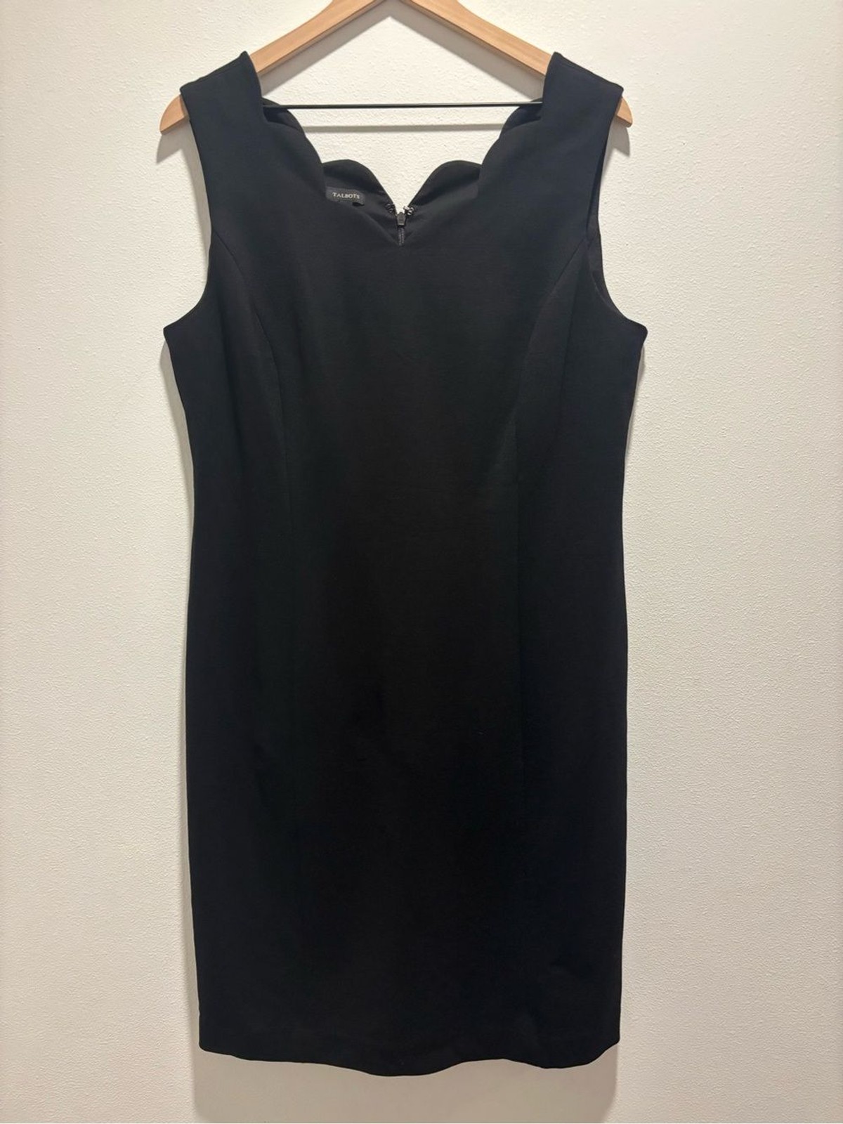 Talbots Black Scalloped Neck Sheath Dress Size 14 Career Office Stretch Midi