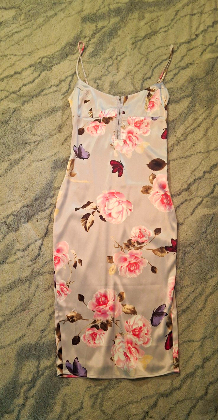 Victoria’s Secret Lavender Floral Satin Slip Dress V-Neck Knee Length XS