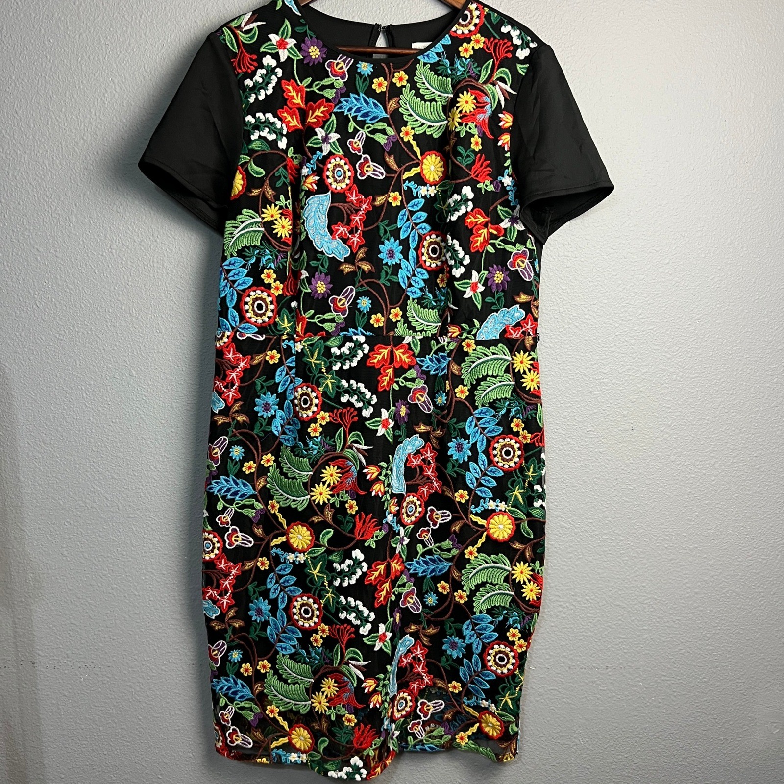 New York & Company Dress 16 Sheath Black Multicolor Floral Embroidered Artsy