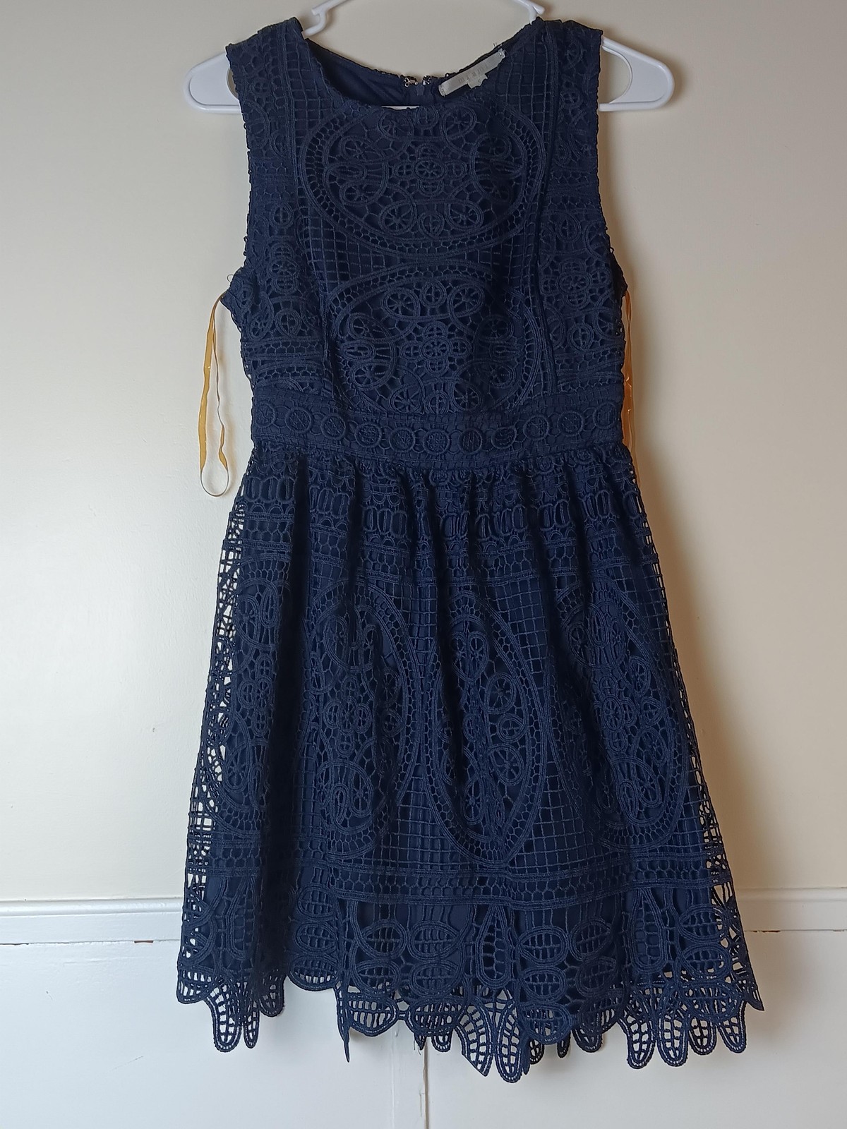 Dress Womens Small Blue Solid Lace Fit & Flare Sleeveless Short Lined Party