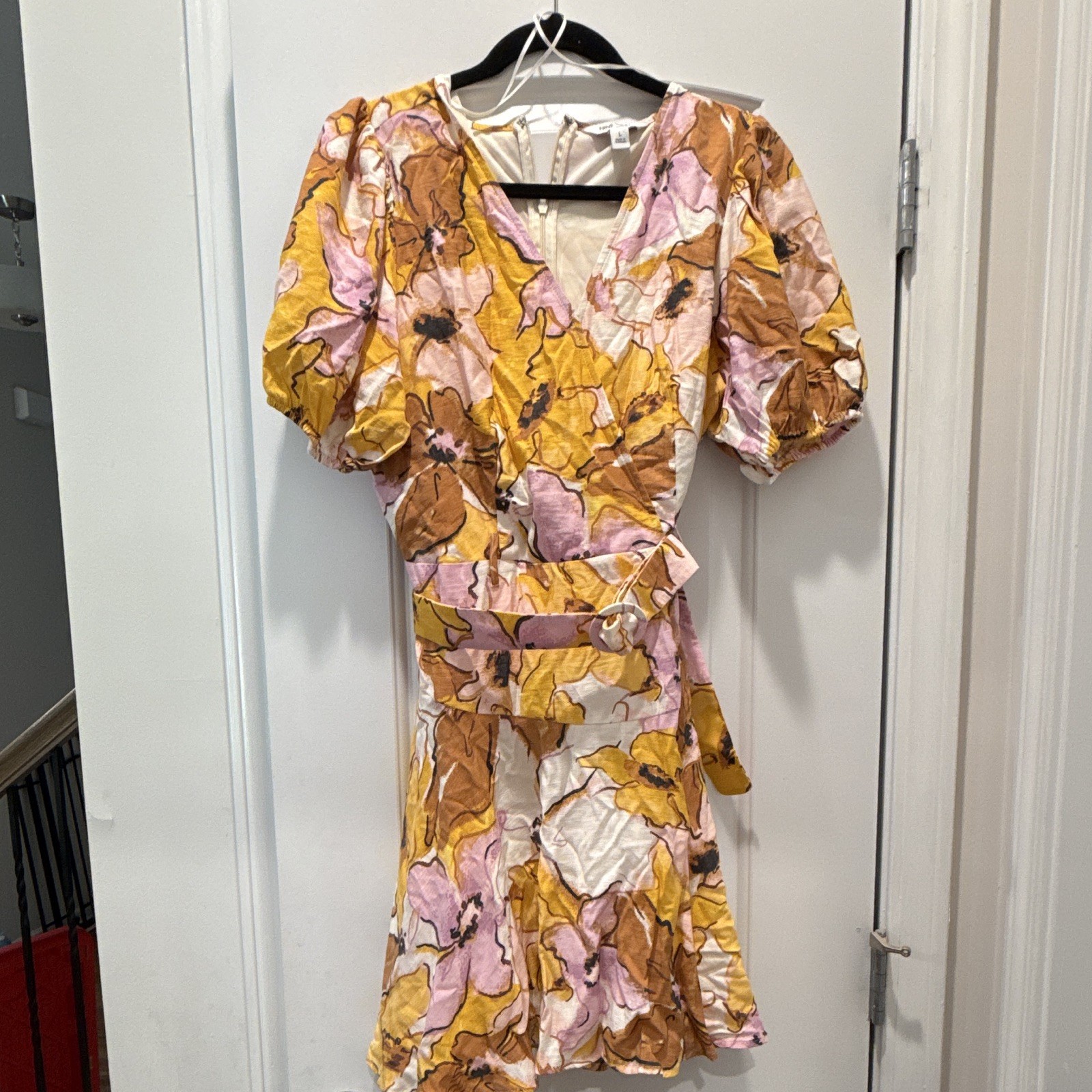 Nine West Floral Fit & Flare Dress L V-Neck Puff Sleeve Belted Pink Yellow