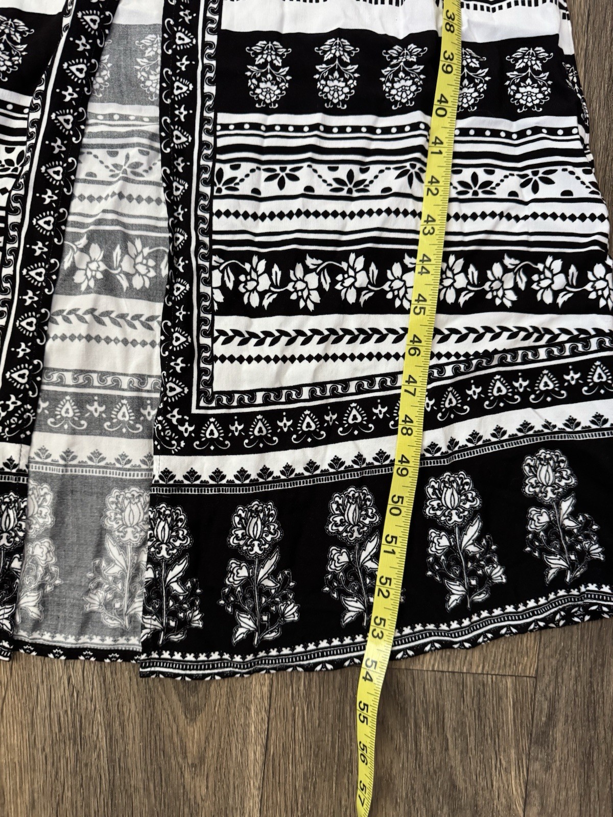 Flying Tomato Black White Geometric V-Neck Spaghetti Strap Rayon Maxi Dress M