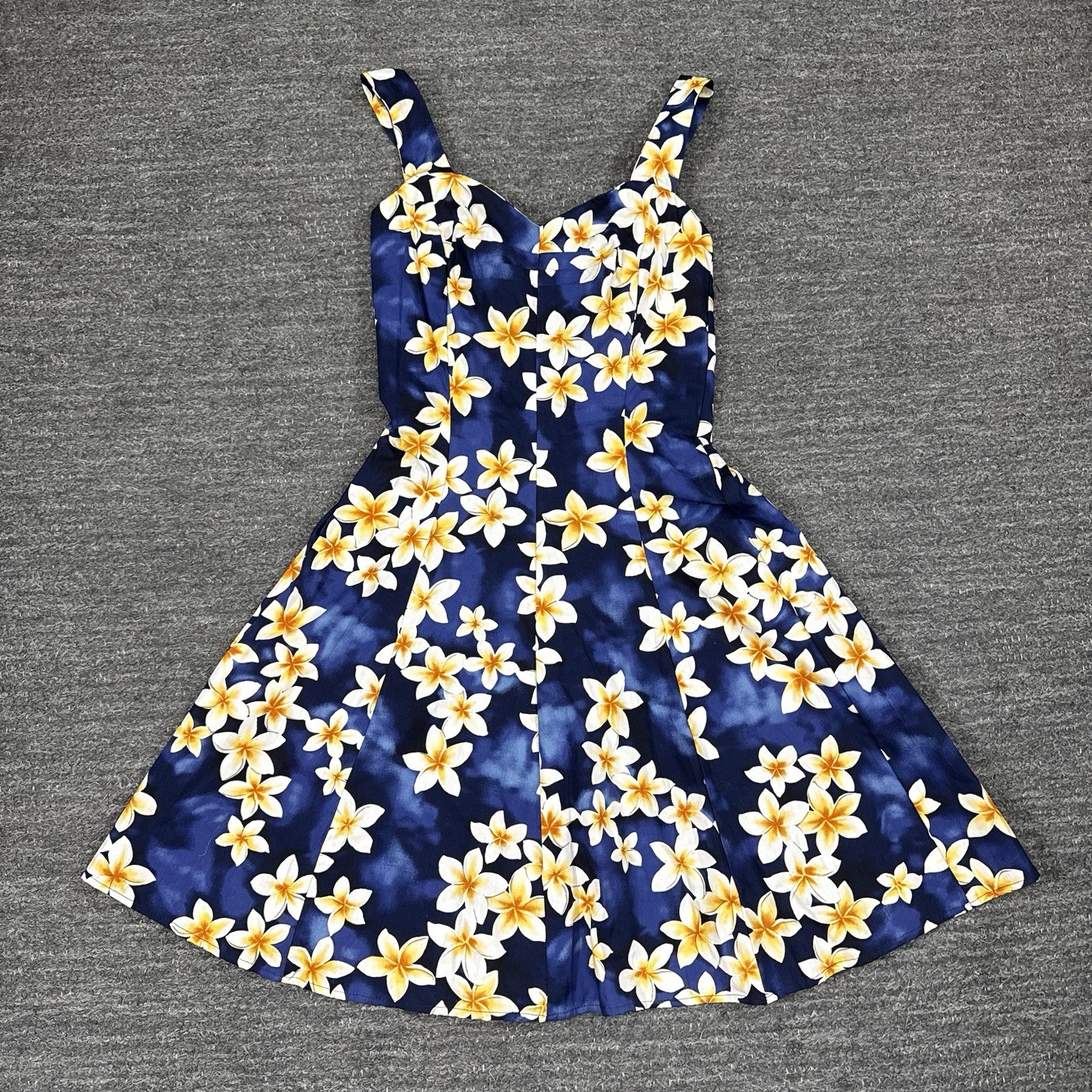 Royal Creations Floral Hawaiian Sundress Medium Fit Flare Pinup Retro USA VTG