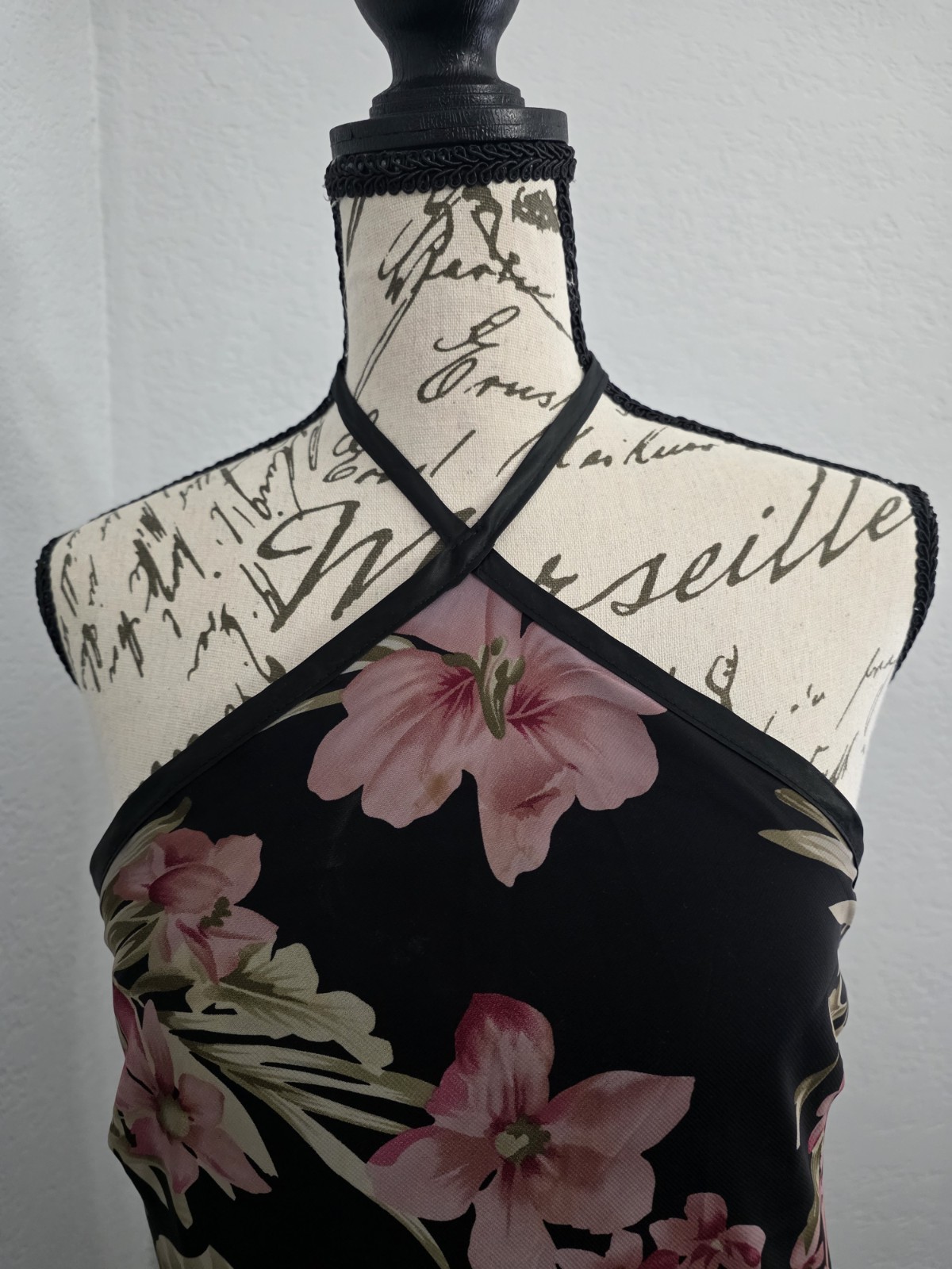 Miss Me Cocktail Patry Night Out Halter dress From Australia