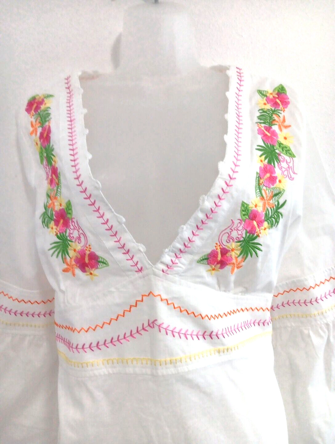 Tunic Mini Dress Women XL White Cotton Pink Embroidery DEEP V Beachy Boho Resort