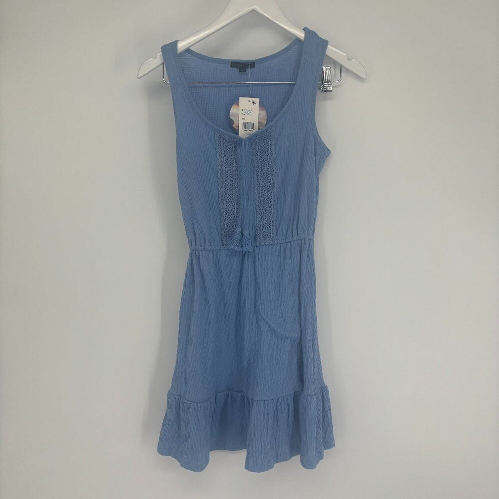 Be Bop Women’s Textured Ruffled Hem Blouson Peasant Dress Chambray Size XXS NWT