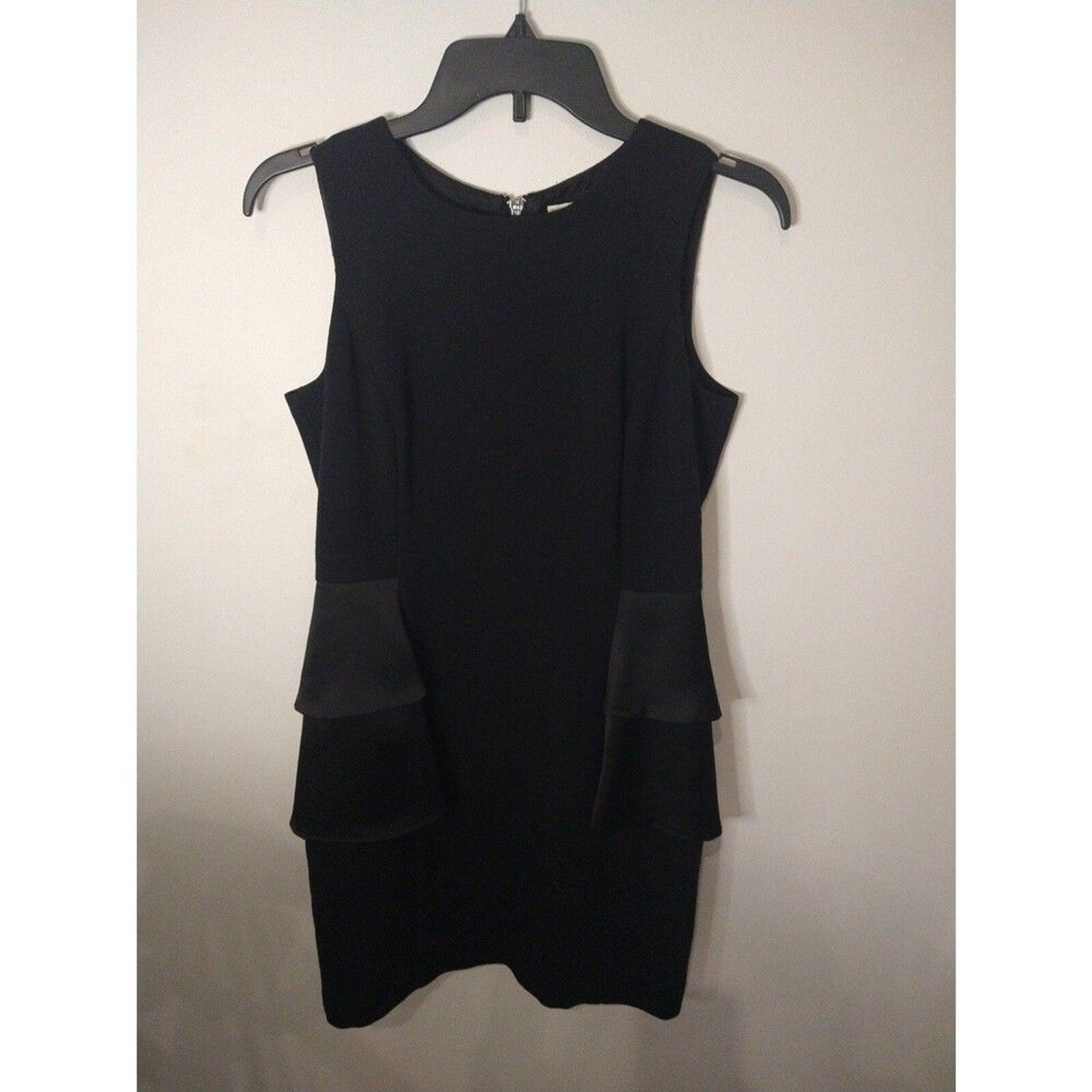 Michael kors sleeveless black dress Size 4 Officey Classy City