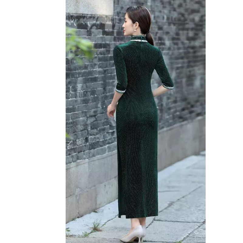 Young Lady Improved Cheongsam Split Shining Dress Long Velvet Qipao ChineseStyle