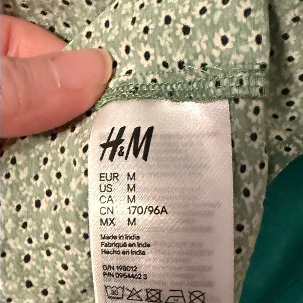 H&M Green Floral 3/4 length Raglan Balloon Sleeve M Cottagecore Prairie Feminine