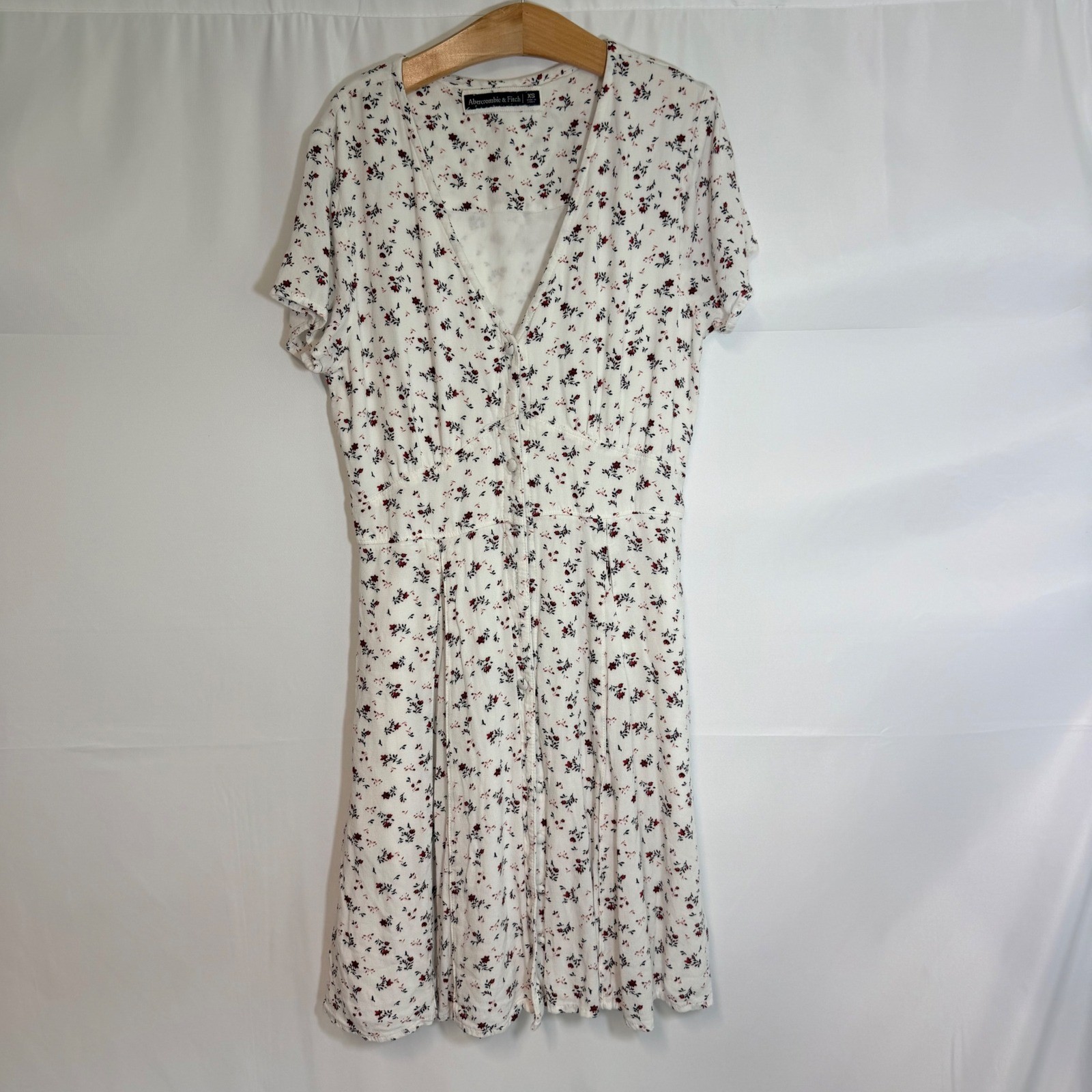 Abercrombie & Fitch Cream Floral Button Front Mini Dress XS Short Sleeve V-Neck